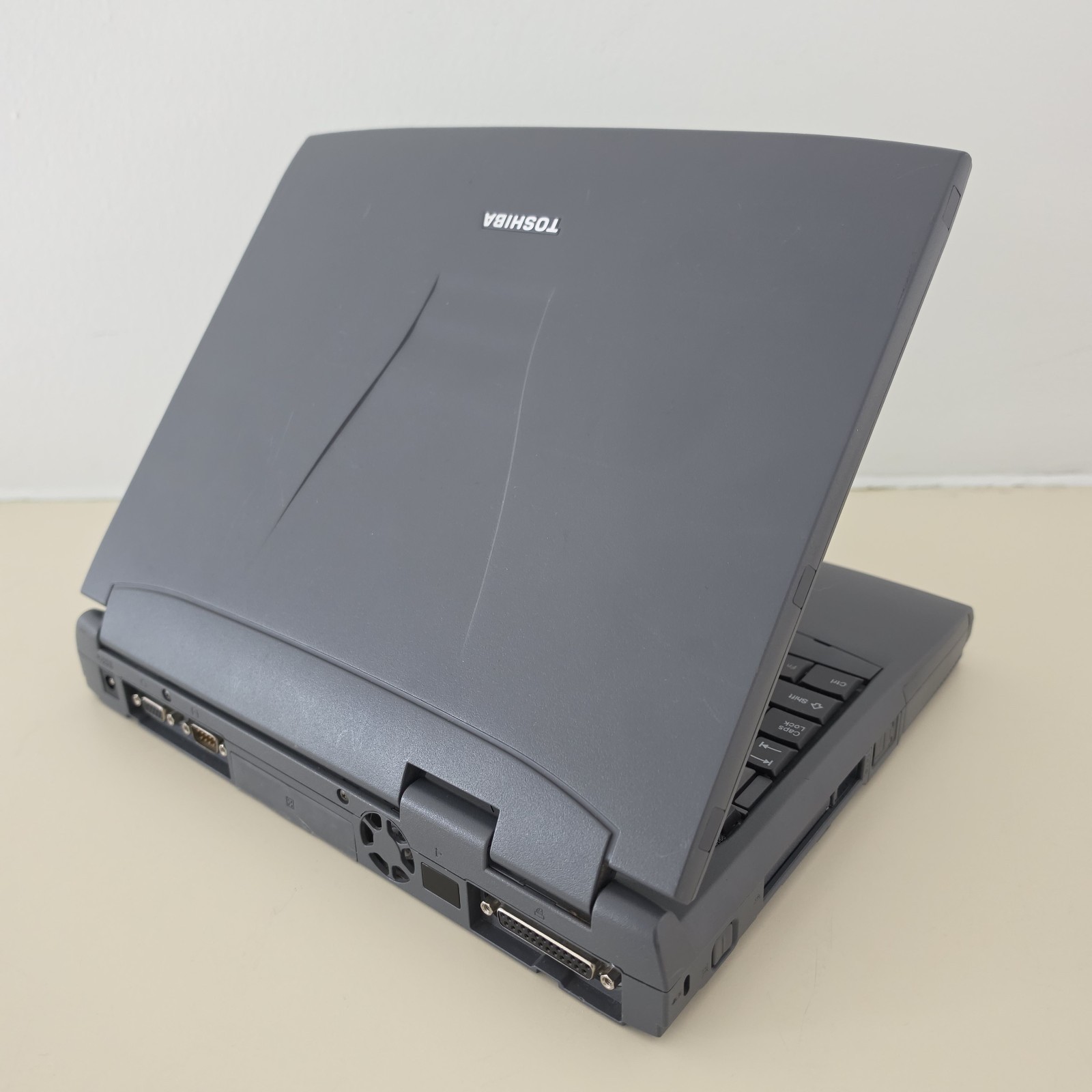 RETRO 14.1″ Vintage TOSHIBA Satellite 4100XDVD Laptop – 128MB RAM – 60GB HDD