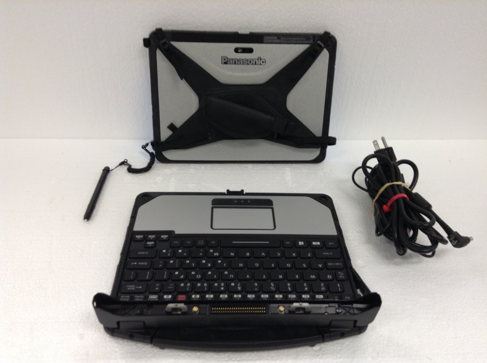 Panasonic Toughbook CF-20 MK1 Touch Laptop m5-6Y57 1.10GHz w/ 8GB, 128GB SSD