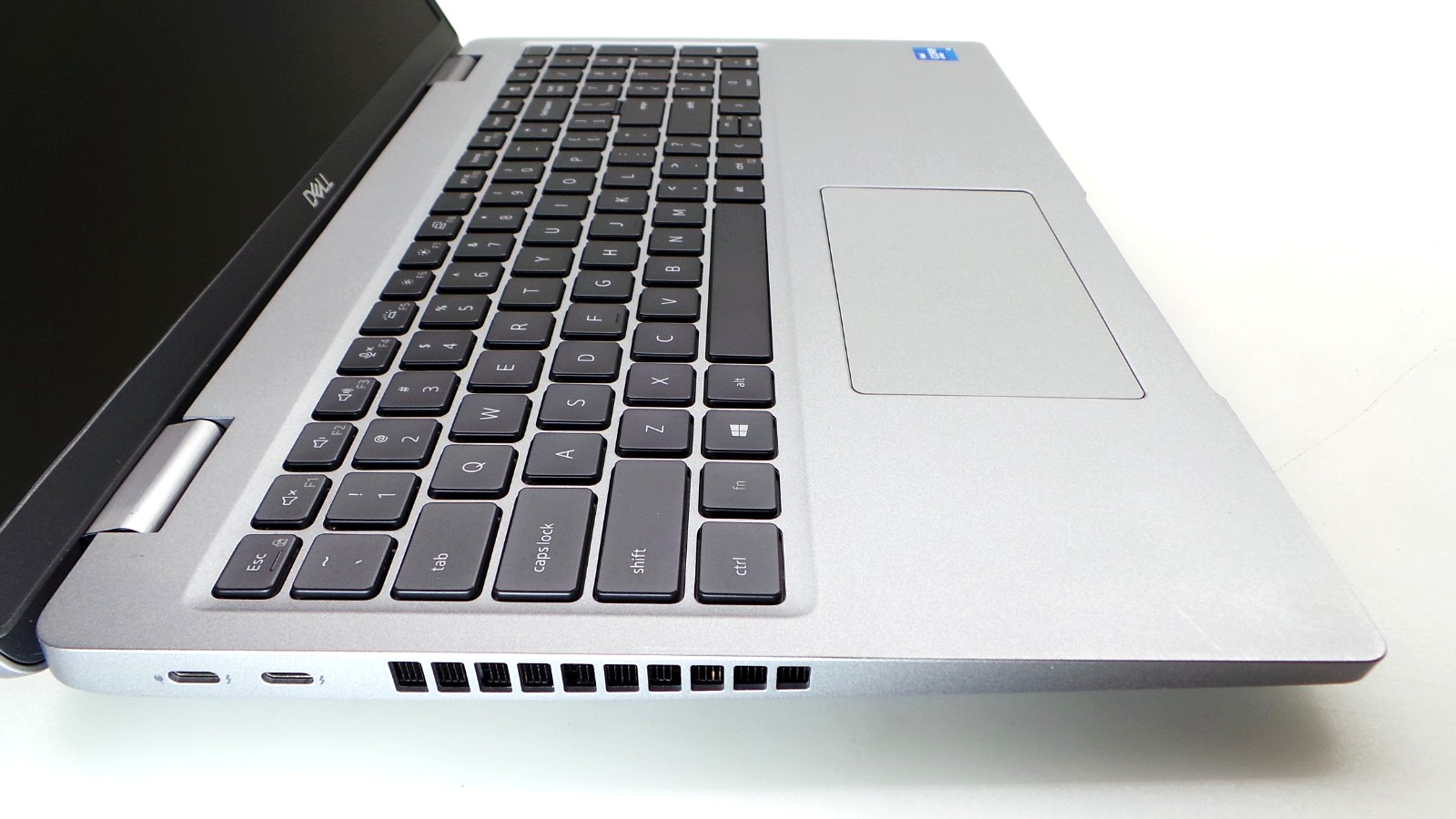 Dell Latitude 3560 15.6″ | i5-1145G7 2.60GHz | 16GB RAM 256GB NVMe | WIN 11 PRO