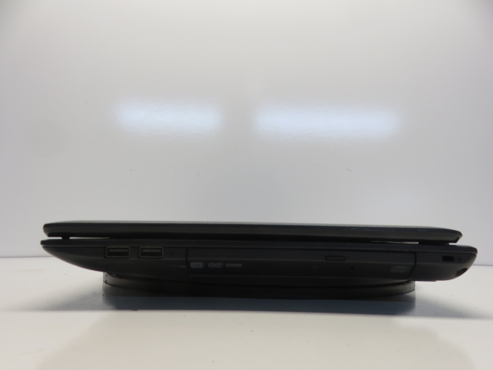 EMachines E443-BZ602 AMD C-50 1000MHz 6 GB NO HDD No Batt READ