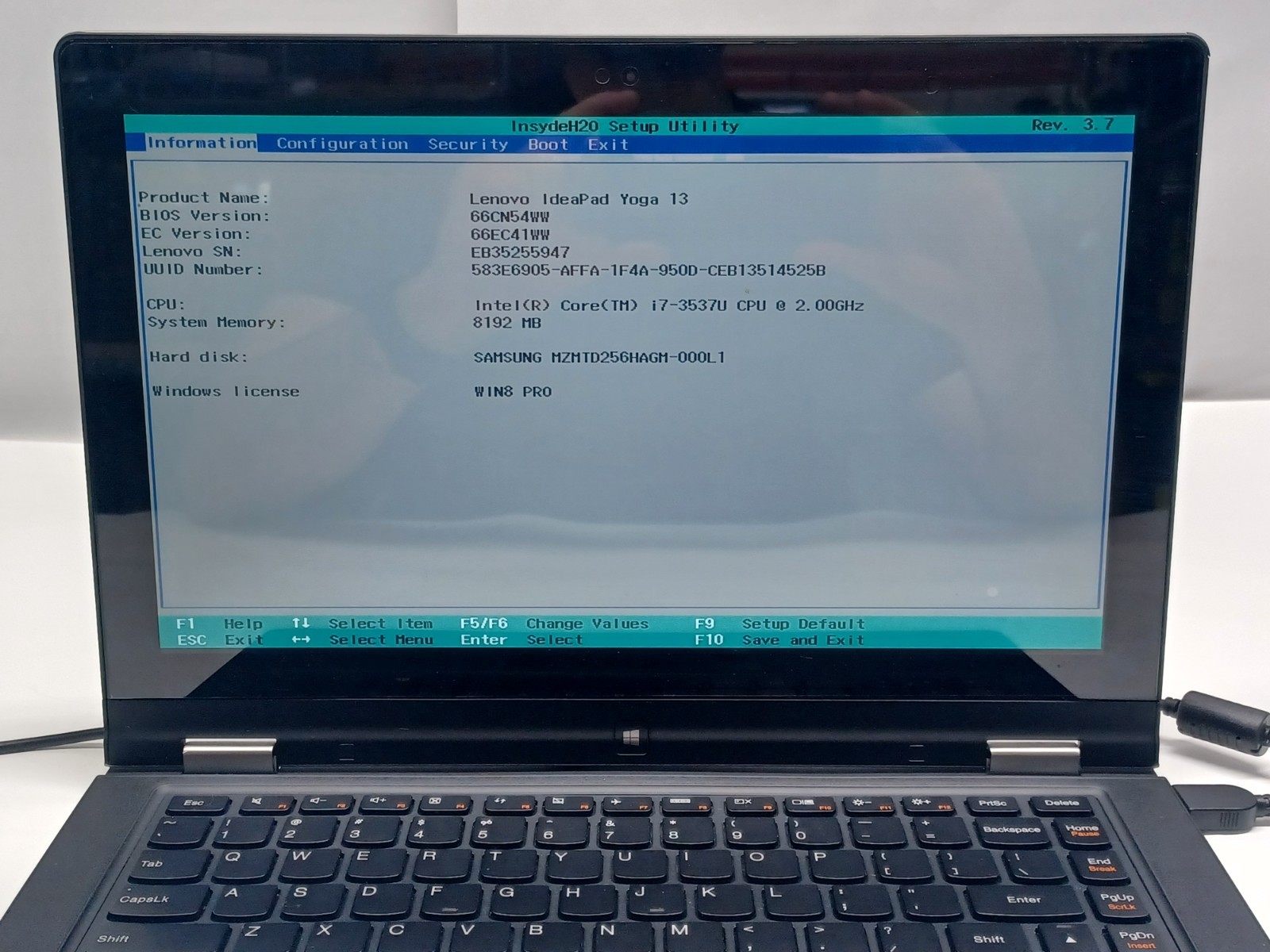 Lenovo Yoga 13 Laptop i7-3537U 8GB 256GB No OS