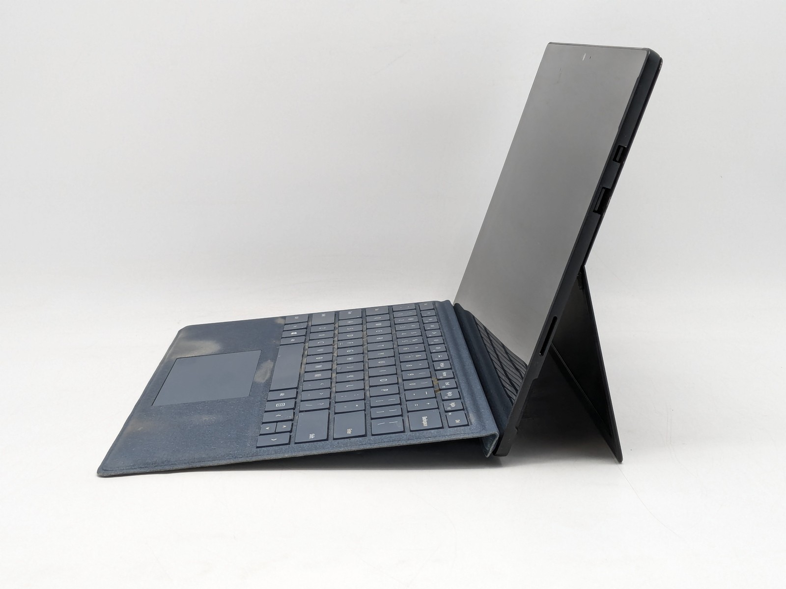 Microsoft Surface Pro 6 12.3″ i7-8650U 16GB DDR3 512GB SSD Windows 11 Home