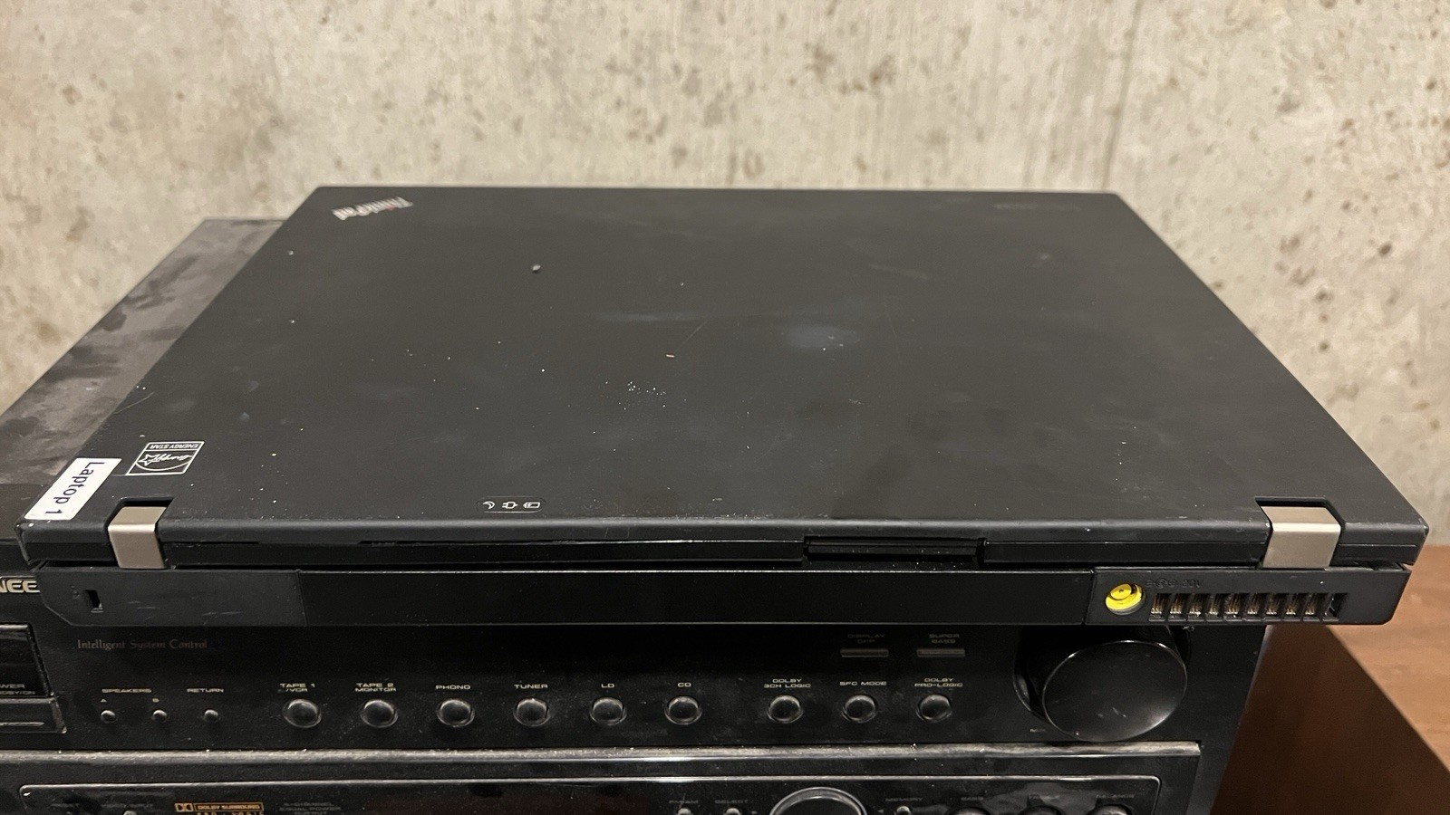 ThinkPad T500 P8600 2.4GHz 3GB 160GB ATI 3650 Win 7 Office 2010