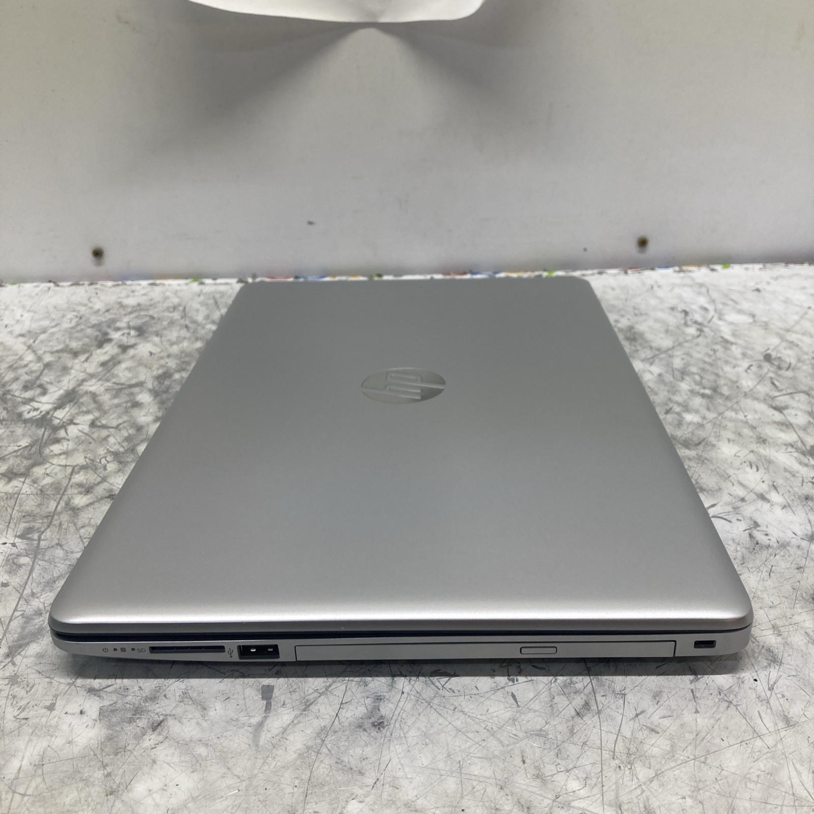 HP 15-DA0033WM | INTEL CORE I3-8130U 2.20GHZ no RAM/HDD NO OS Boot to BIOS