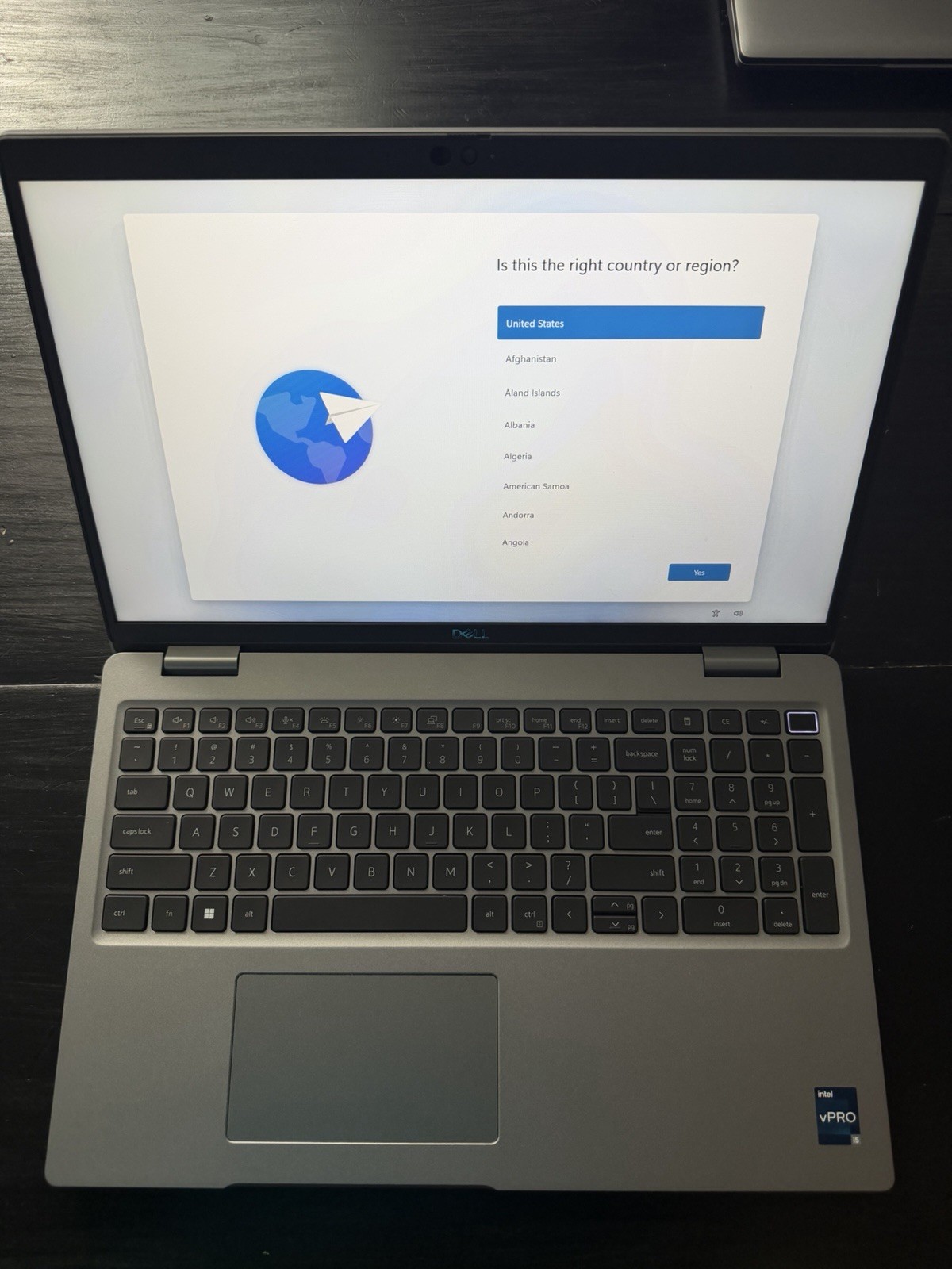 Dell Latitude 5530 i5-1245U 16GB 477GB SSD 15.6″ W11P Silver