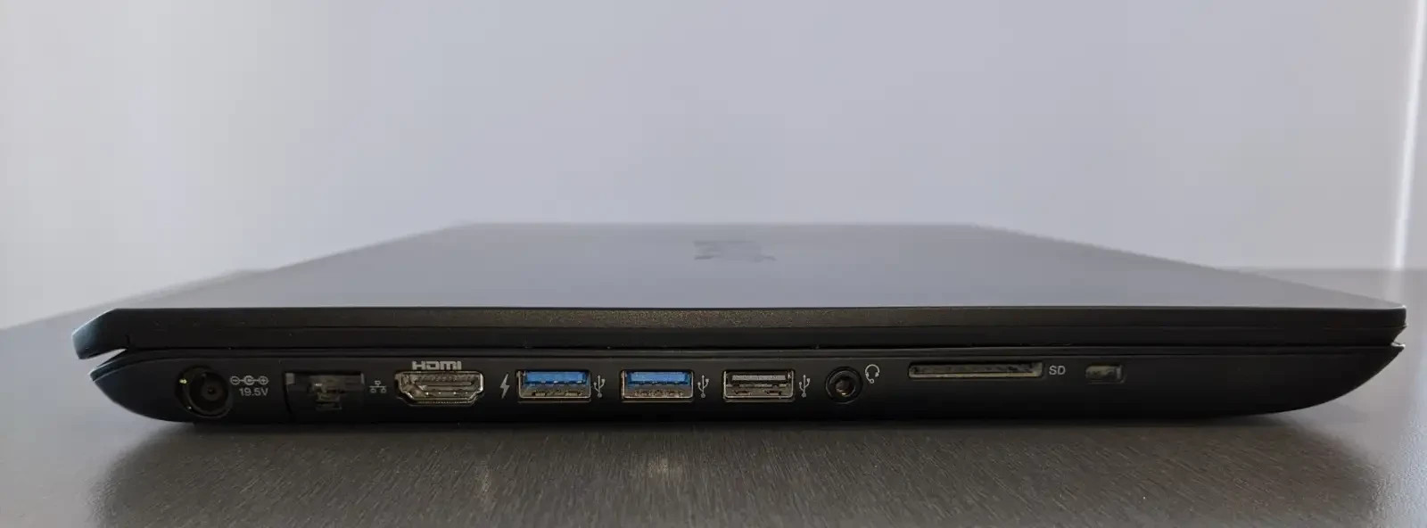 Sony VAIO Fit 15 (SVF15190S) Laptop