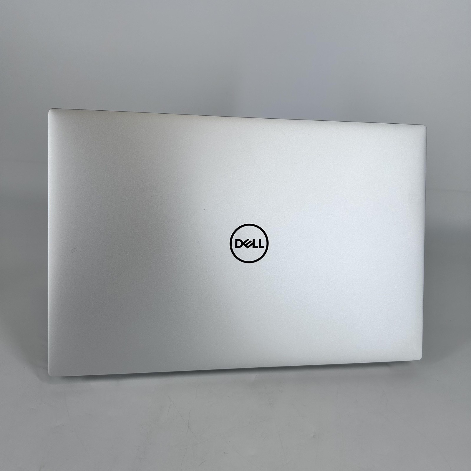 Dell XPS 15 9530 FHD+ 2.4 GHz i7-13700H 16GB 512GB SSD Intel Arc A370M Very Good