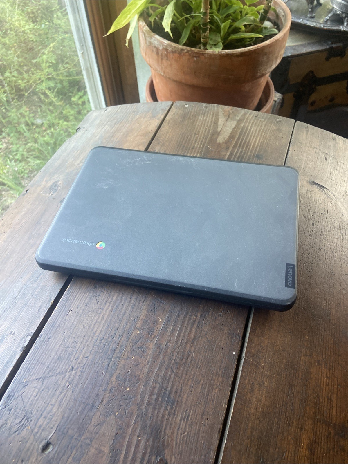 Chrome Book Laptop- PLUS Charger Included