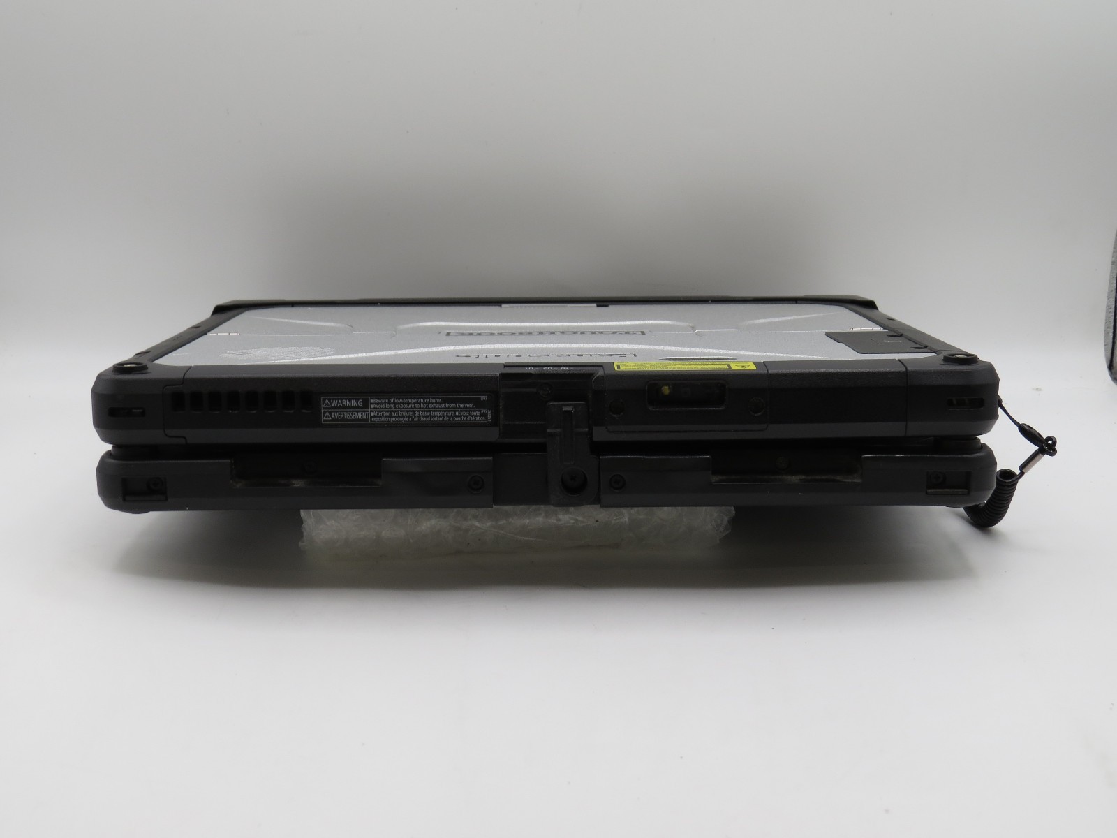 Panasonic CF-33 Toughbook i7-7600U@2.8 | 16/256GB SSD | 12″ Touch | No OS/AC