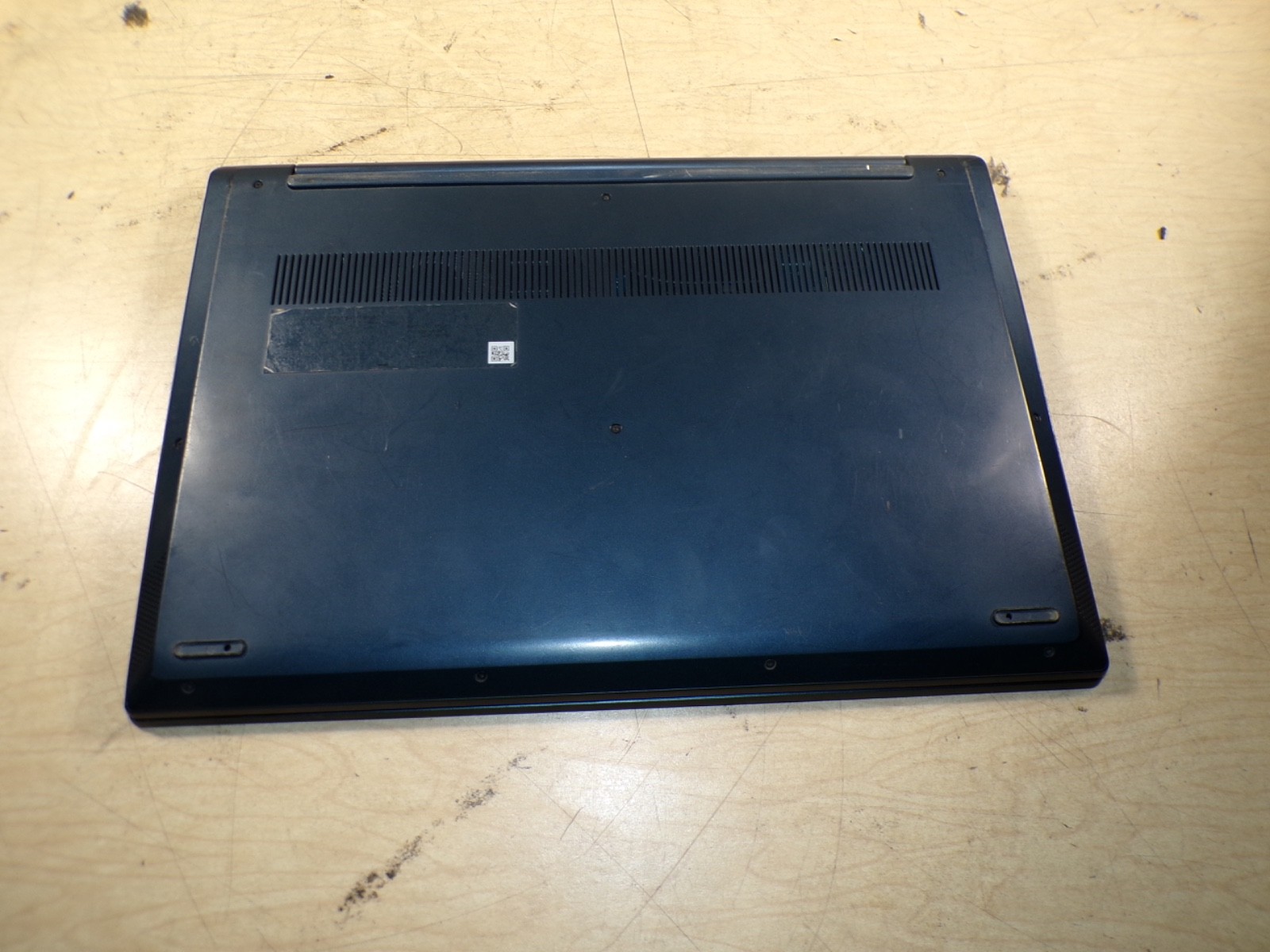 LENOVO IDEAPAD S340 AMD RYZEN 8GB RAM **UNTESTED/ HAS BODY DAMAGE **NO HD