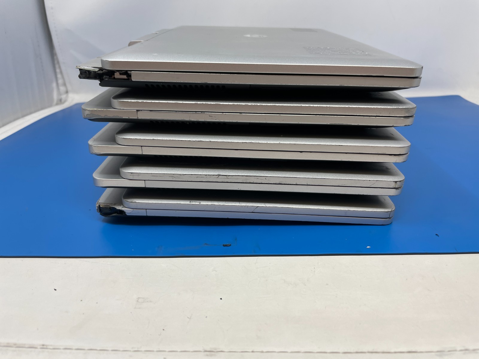 PARTS OR REPAIR: 5 HP EliteBook Revolve 810 G3 – i5 5200U 8GB RAM 256GB SSD
