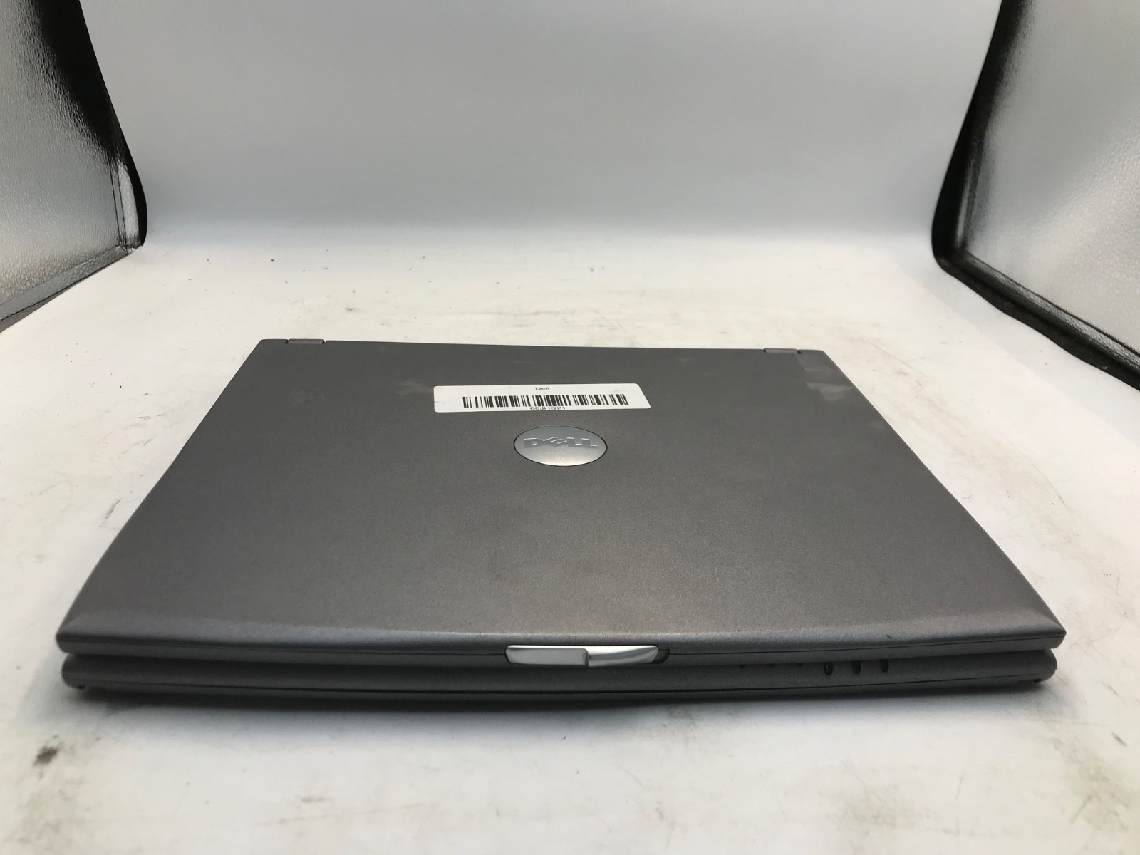 Dell X200 Intel Pentium III 933MHz 12″ Laptop 128MB RAM- BAD KEYBOARD- MZ