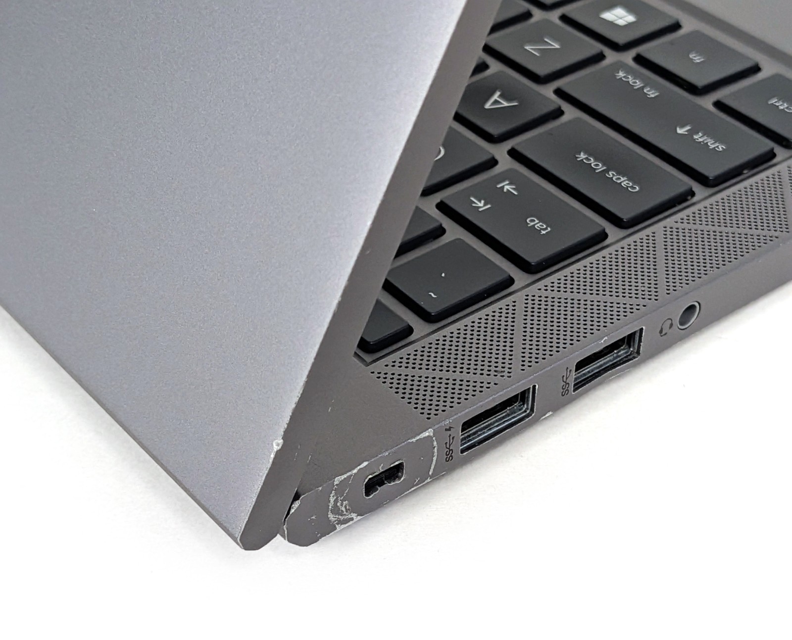 HP ZBook Firefly 14 G8 i7-1185G7 3.0GHz 16GB 512GB NVMe Windows 11 Pro C