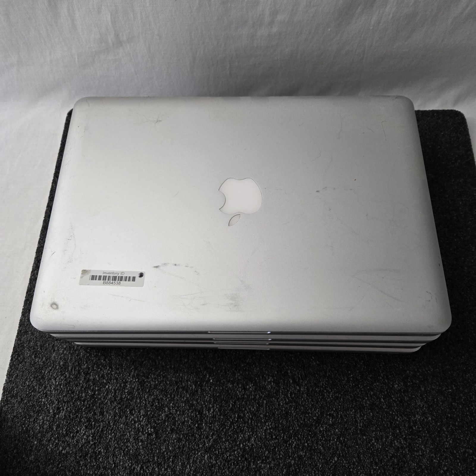 Lot of (9) Apple MacBook Pro A1278 Core 2 Duo 2.26GHz – Mixed Ram & HDD – PARTS
