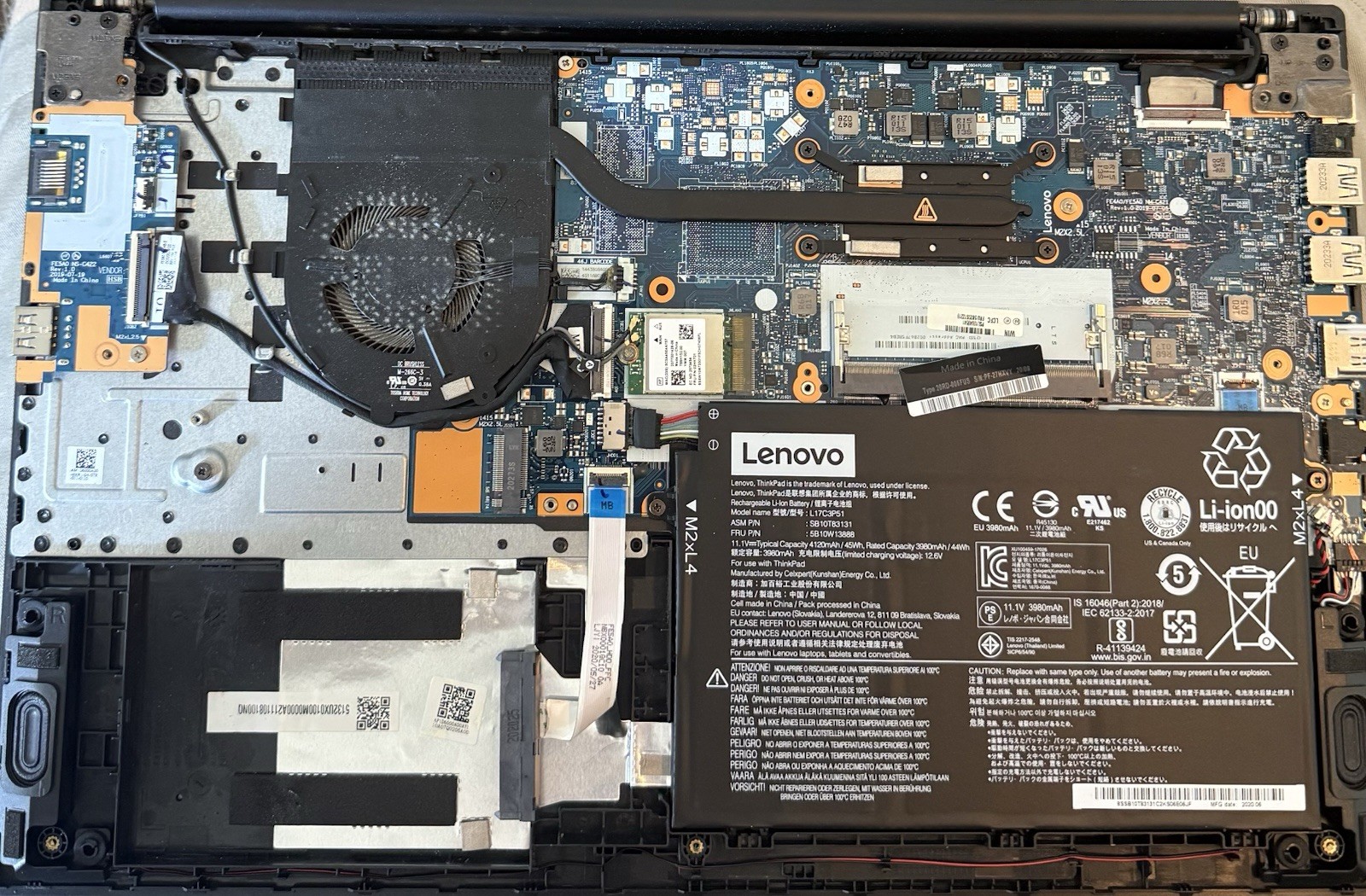Lenovo ThinkPad E15 15.6” Intel Core i3-10110U 2.10GHz READ