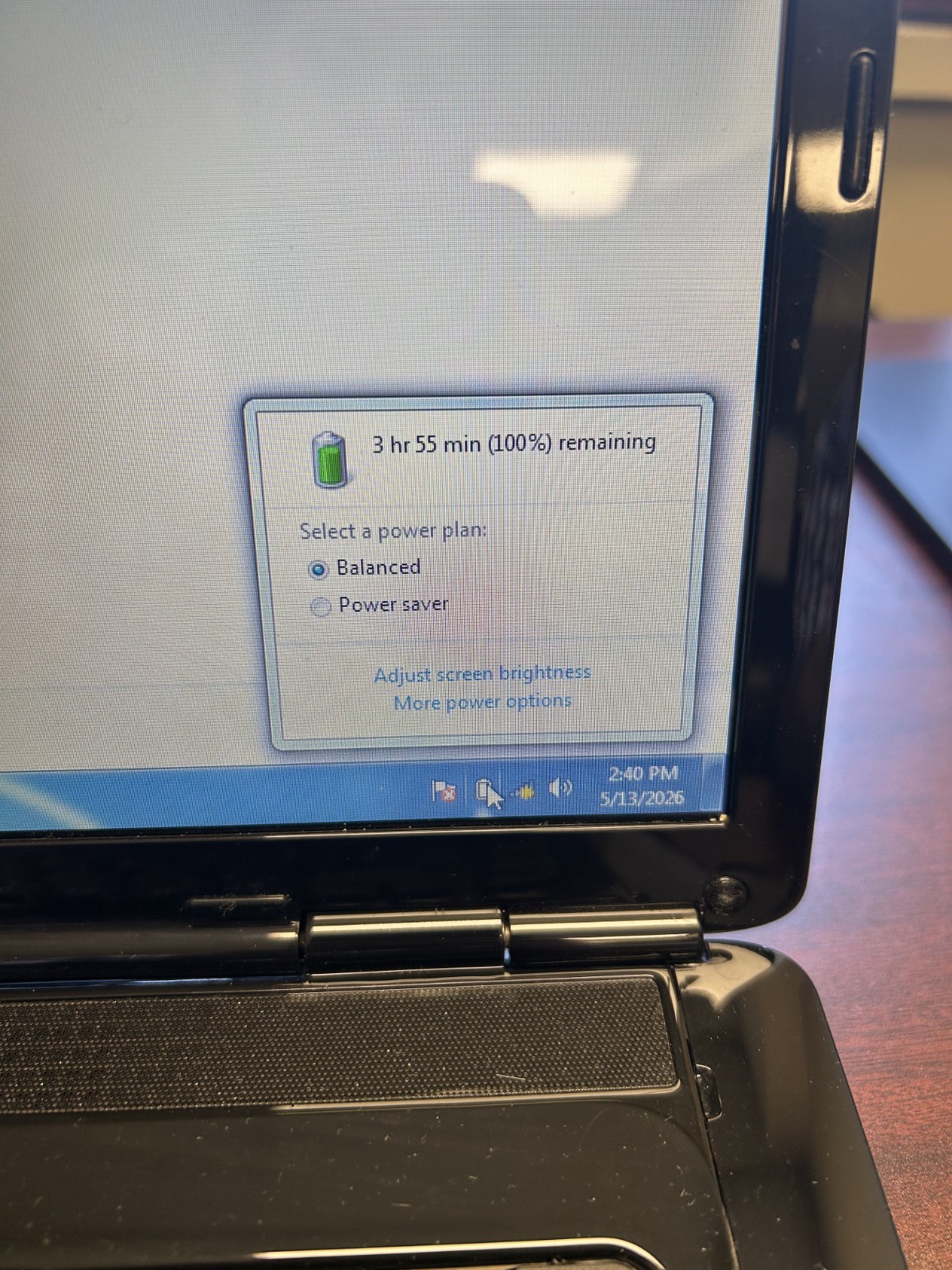 Dell Inspiron 1545 15.6 Dual Core T4400 2.2Ghz 4GB 500GB Windows 7 Good battery