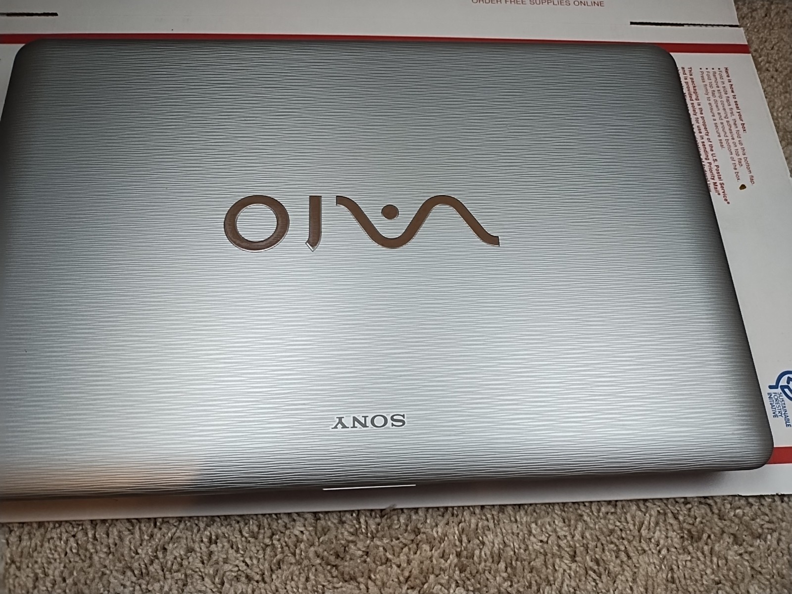 Sony VAIO VGN-NW150J intel Core 2 Duo Bluray Laptop Computer Silver 4GB 500GB
