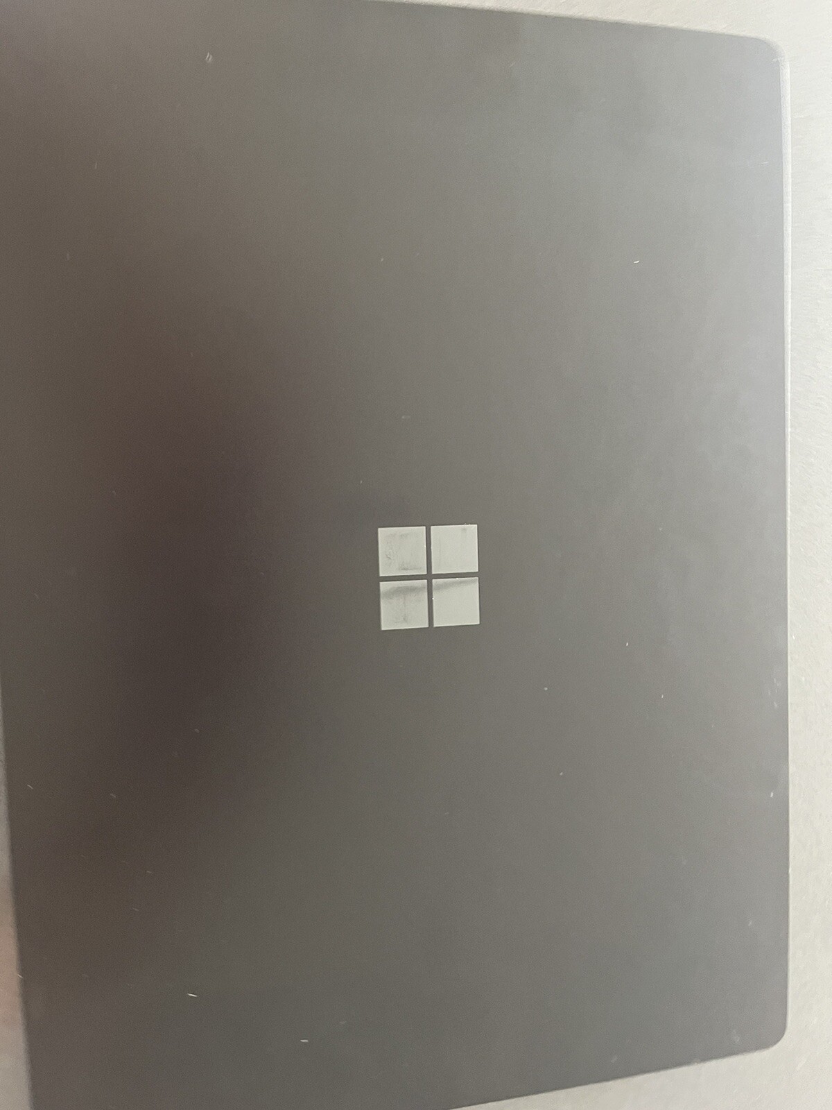 Microsoft Surface Laptop 4 13.5″ i5-1145G7 16GB RAM 256GB SSD Win11 Ryzen 5 Amd