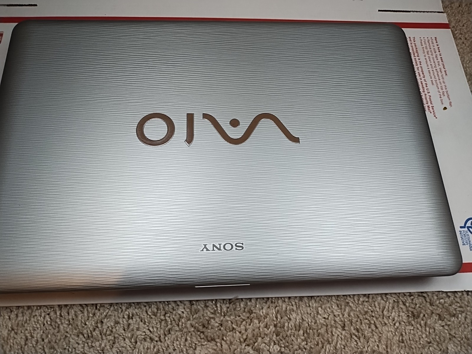 Sony VAIO VGN-NW150J intel Core 2 Duo Bluray Laptop Computer Silver 4GB 500GB