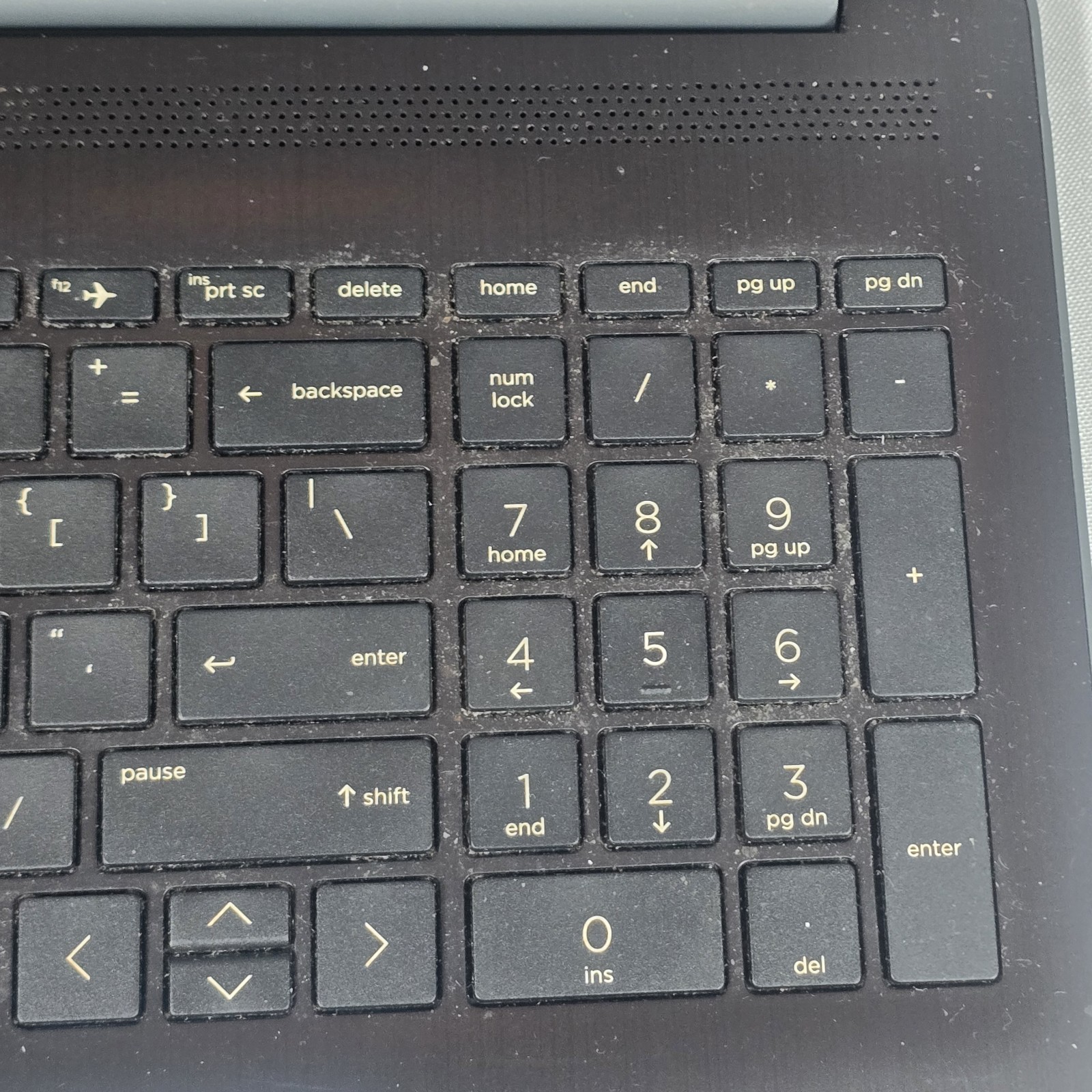 HP LAPTOP 15-DB0XXX AMD E2-9000E RADEON R2 1.50 GHz 4GB RAM READ