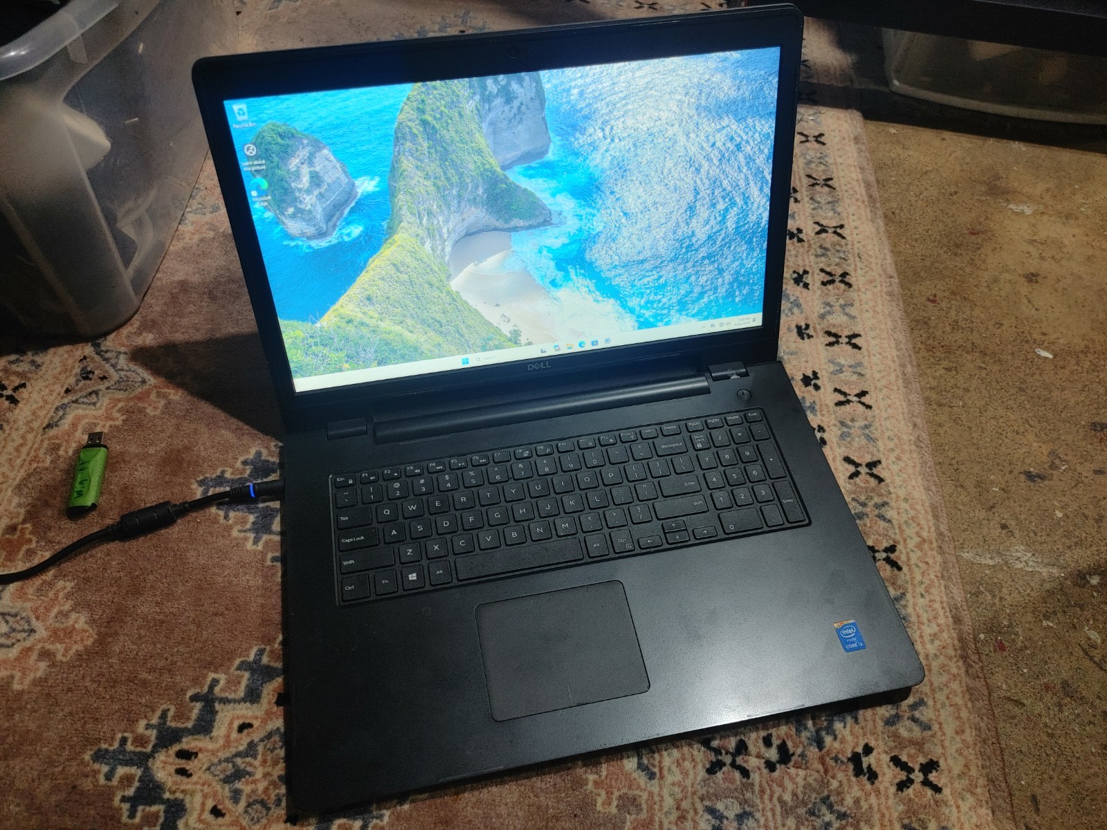 17.3″ Dell Inspiron 5749 Laptop Intel Core i3, 4gb, 500gb, W11