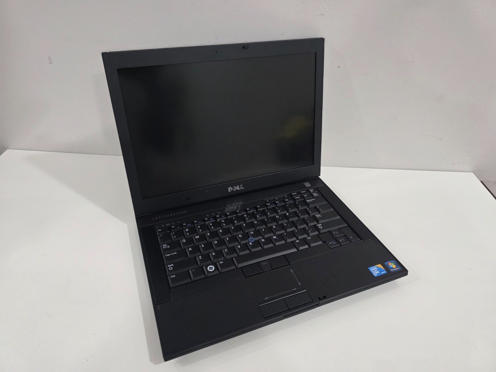 Dell Latitude E6400 Intel Core2 Duo CPU P8700 4GB