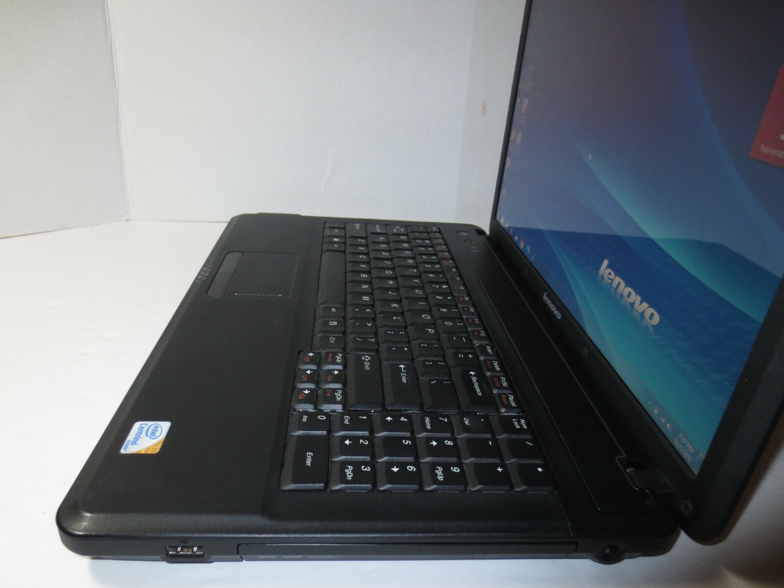 LENOVO G550-2958 15.6″CORE 2 DUO T6600@2.2GHz 3GB RAM 250GB SSD WINDOWS 7 OFF 13