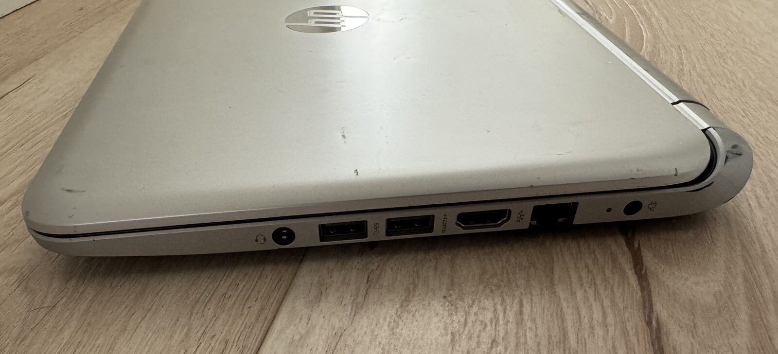 HP ProBook 650 G1, 4GB,Ram 250GB HDD AMD A4-1250 APU