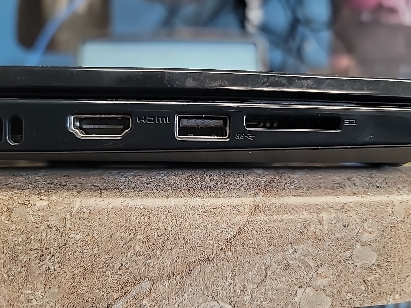 Dell Inspiron 15 5566, Core i5-7200U, 8gb RAM, 15.6″, No Keyboard, As Is