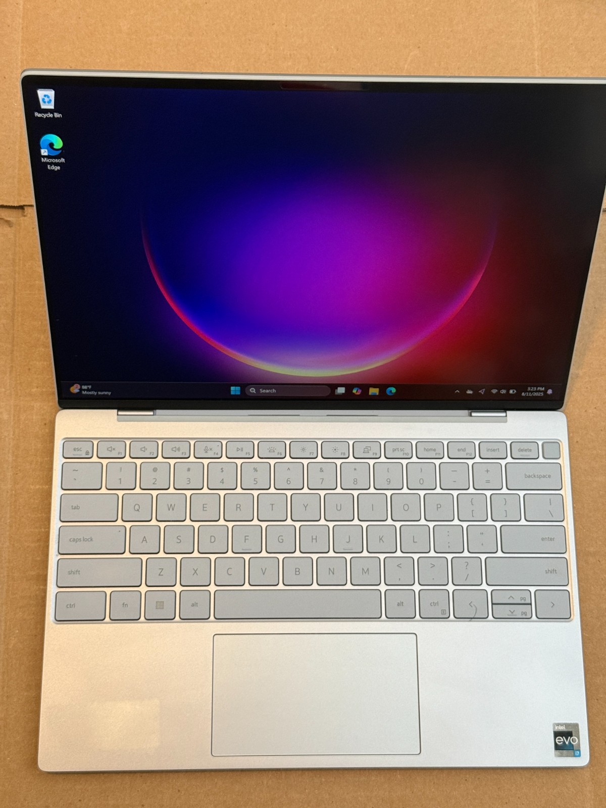 Dell XPS 9315 13.4″ FHD+ anti glare Laptop i7-1250u CPU 16gb DDR5 Ram 512gb SSD