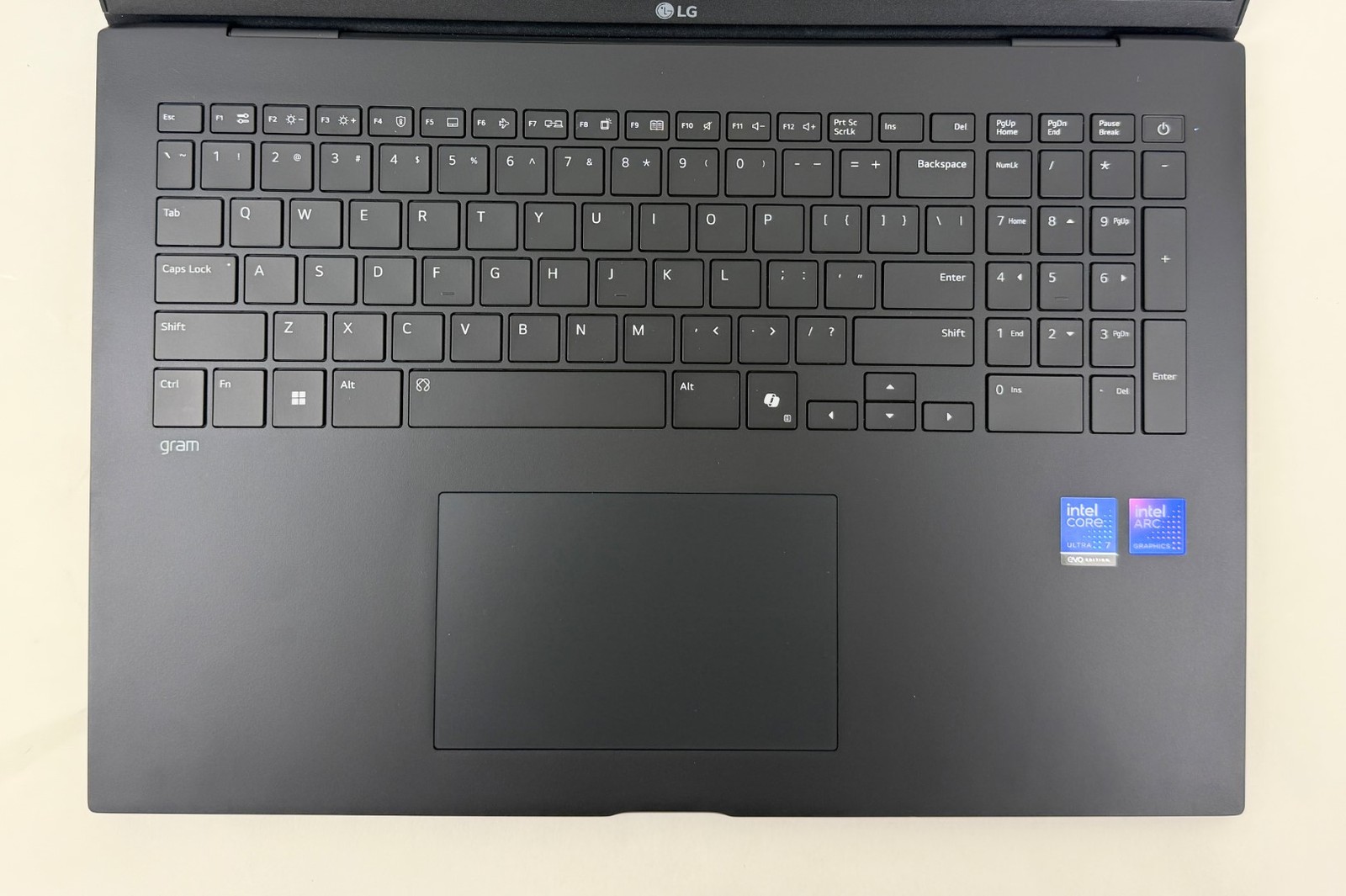LG Gram 17Z90TL 17″ Touch Ultra 7 258V 32GB 2TB SSD W11H Thin Lightweight Laptop