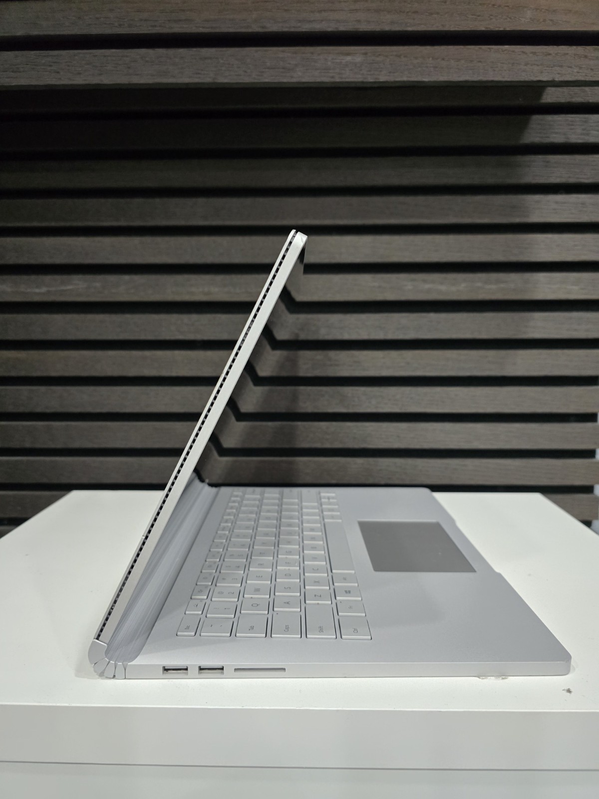 Microsoft Surface Book 3 i7-1065G7 32GB 1TB SSD Touchpad Not Working READ