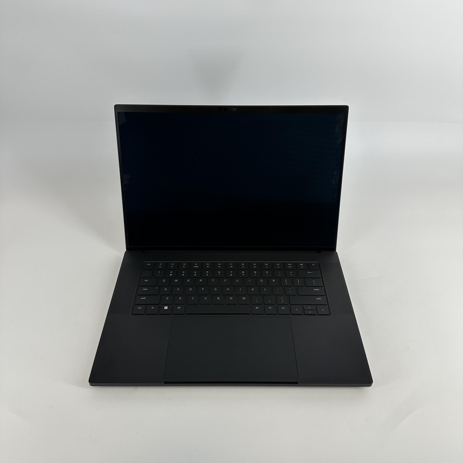 Razer Blade 16 240Hz QHD+ 2.2 GHz i9-14900HX 32GB 1TB SSD RTX 4080 FRAME GAP