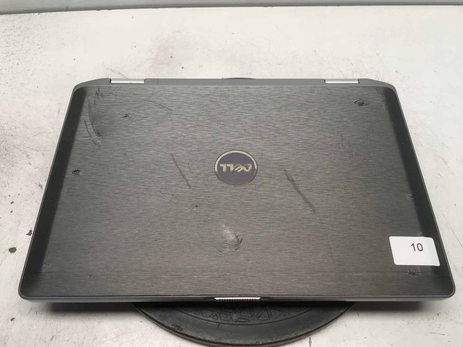 Dell Latitude E6420 Intel i5-2540M 2.6GHz 4 GB NO HDD No Batt