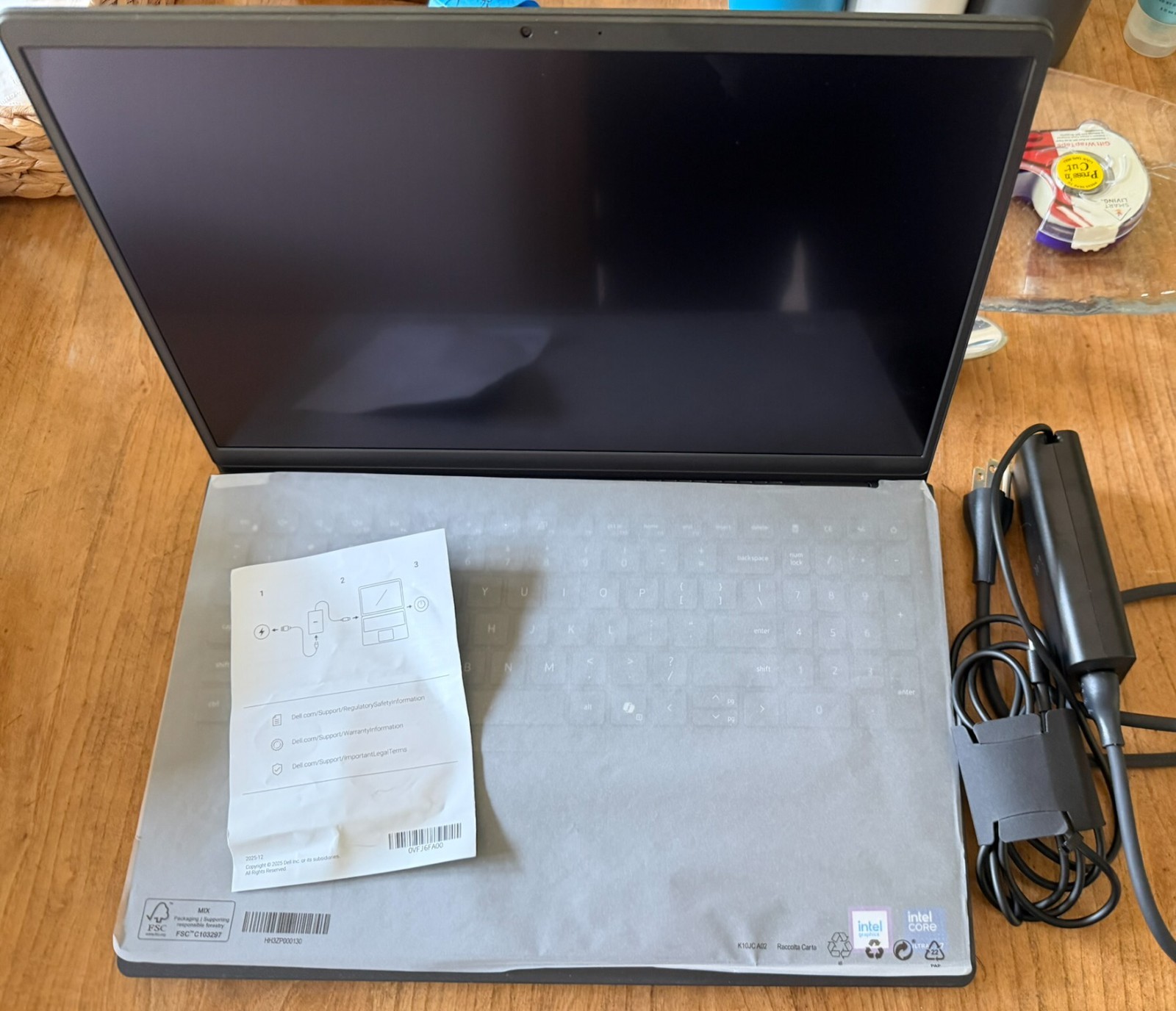 Dell 15.6″ Touchscreen Laptop – Intel Core Ultra 7 255U – FHD (1920×1080) – 16GB
