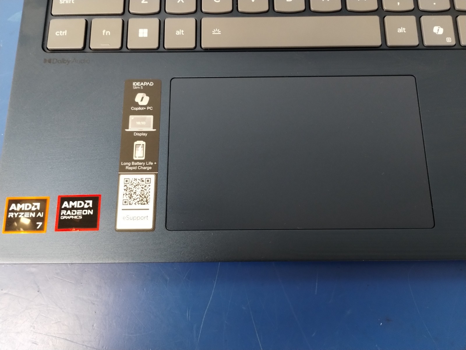 Lenovo IdeaPad 5 2-in-1 16AKP10, AMD Ryzen AI 7 350, 16 GB RAM, 1 TB NVMe SSD