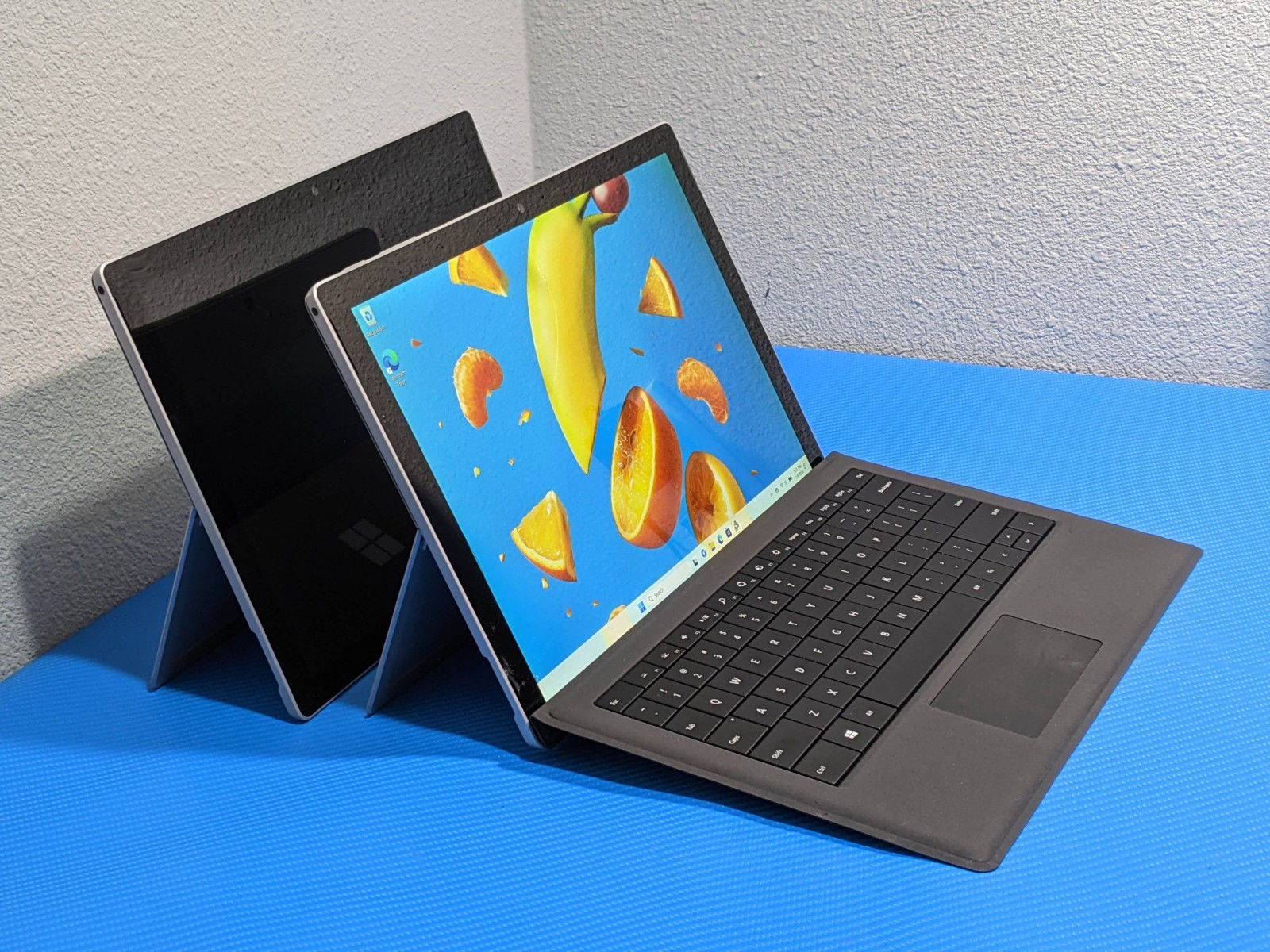 LOT of 2 MS Surface Pro 1796 12.3″2736×1824 TOUCH i7-7 2.5GHz 16GB 512GB SSD 11P