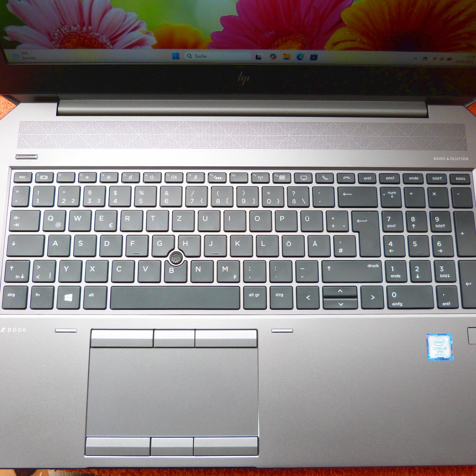 HP ZBook 15 G6 Octa Core i9 ELITE WORKSTATION l 32GB RAM l Windows 11 PRO SSD