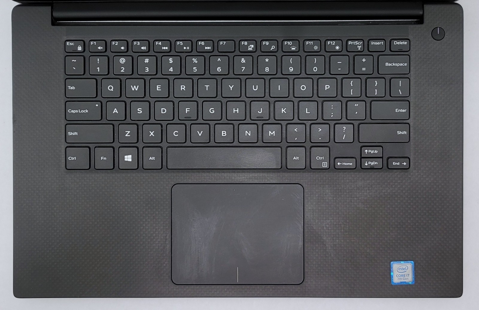 Dell Precision 5520 / i7-7820HQ / 24GB / 512GB / Nvidia M1200 – Win 11 Laptop