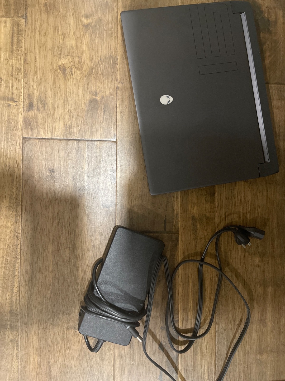 Alienware m15 R7 Gaming Laptop – 15.6-inch 240Hz 2ms QHD, Intel Core i9-12900H