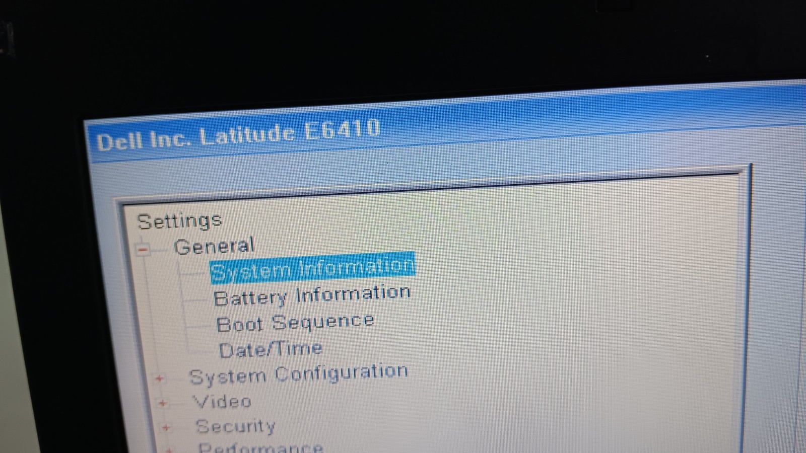 Dell Latitude E6410 Laptop Core i5-M520 @ 2.40GHz 14″ LCD Screen 9 cell Battery