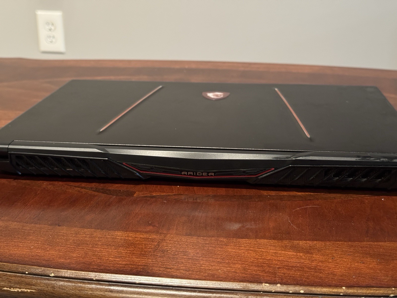 MSI GE75 Raider 17.3″ i7-10750H 16GB RAM 512GB SSD 1TB HDD GeForce RTX 2070