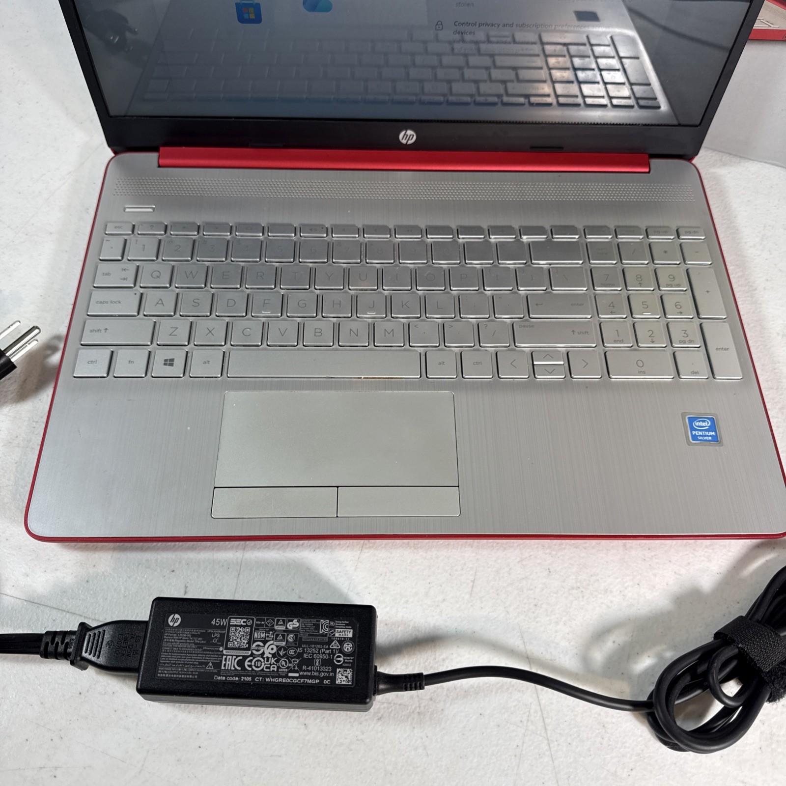 HP 15-Red Laptop 15.6” Intel Pentium Silver N5030 4GB RAM 128GB SSD DW0083WM