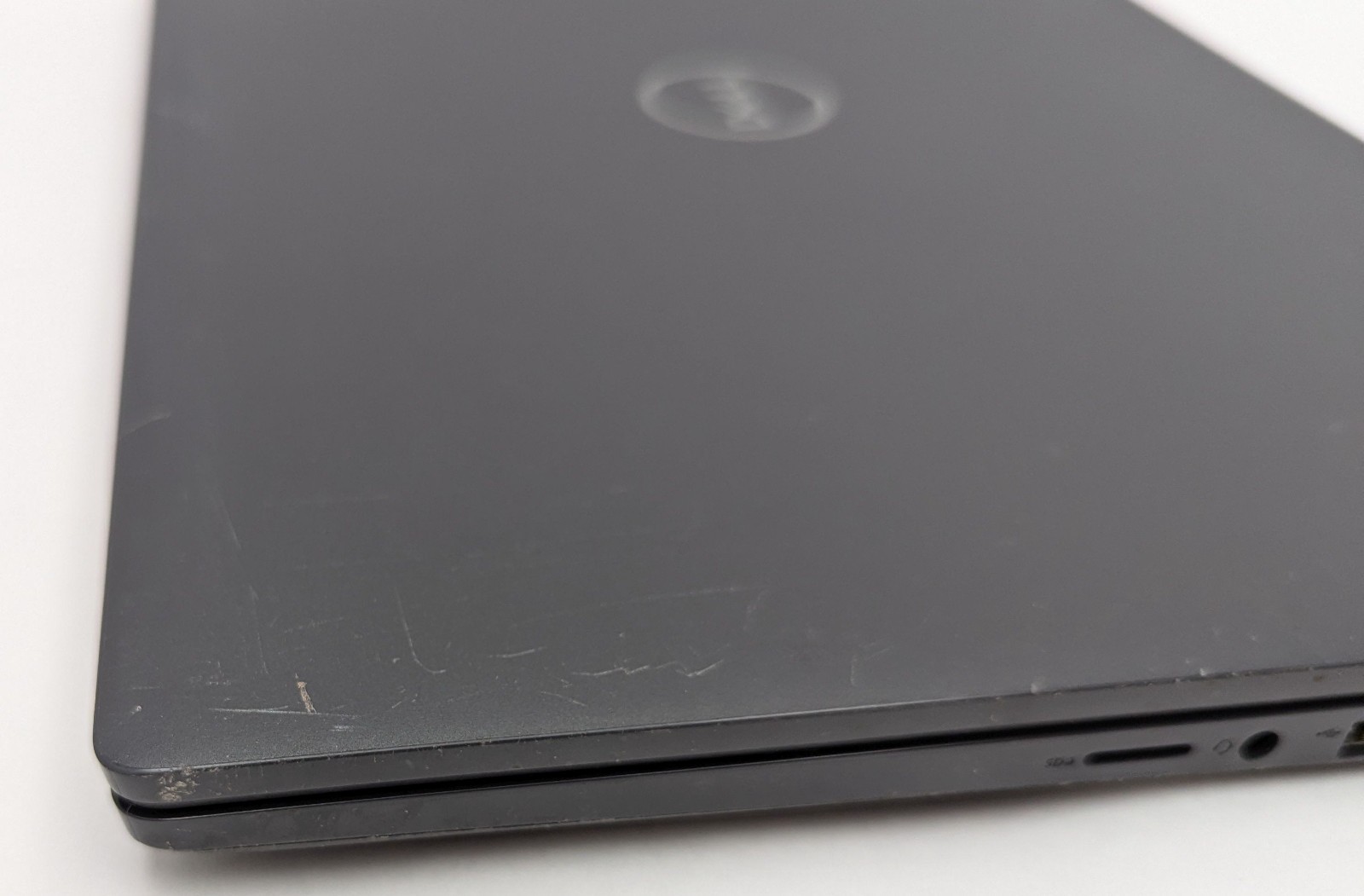 Incomplete Dell Latitude 3410 14″ Laptop i3-10110U 2.10GHz 8GB RAM *BIOS LOCKED*