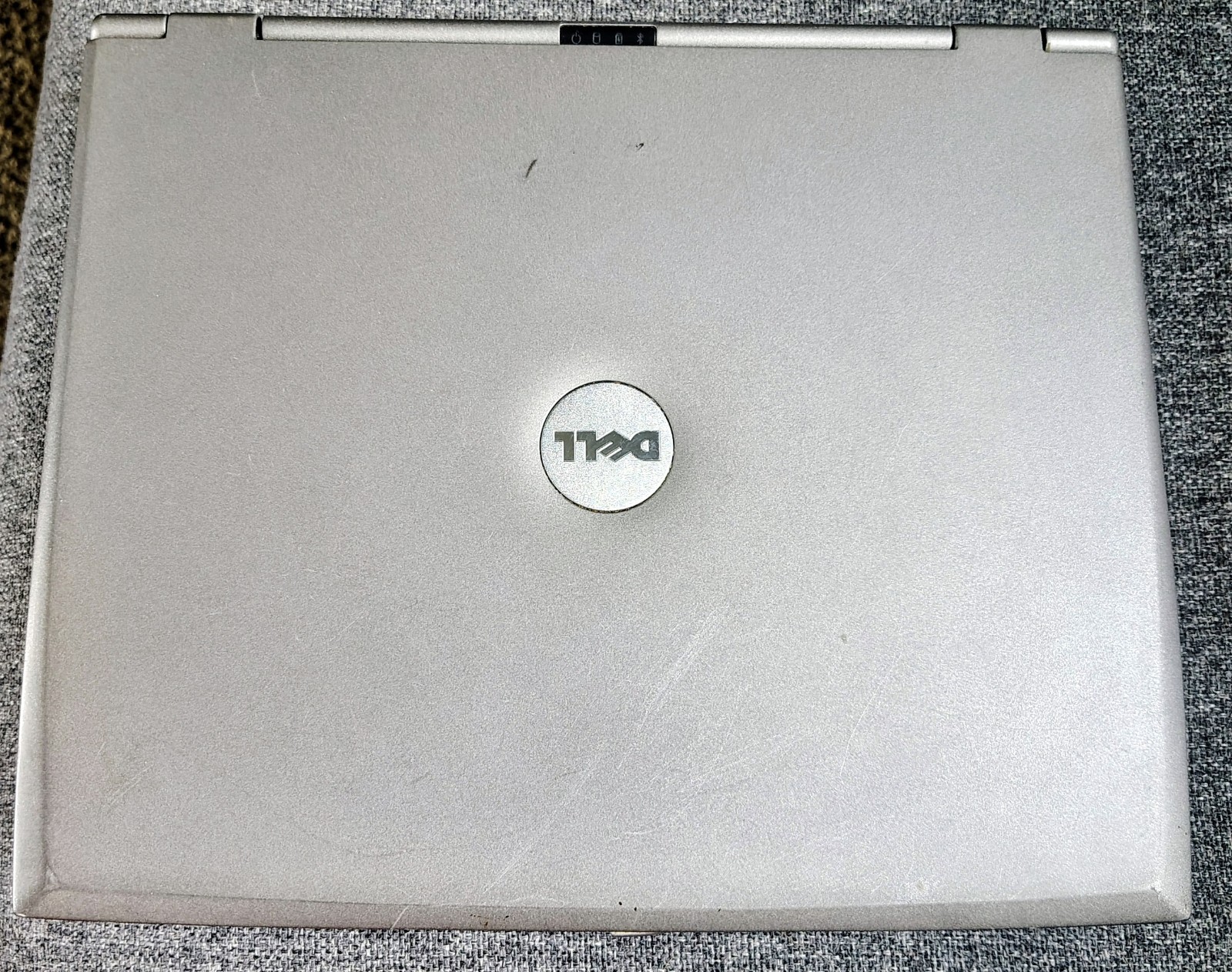 Dell Latitude D400 Retro Windows XP laptop