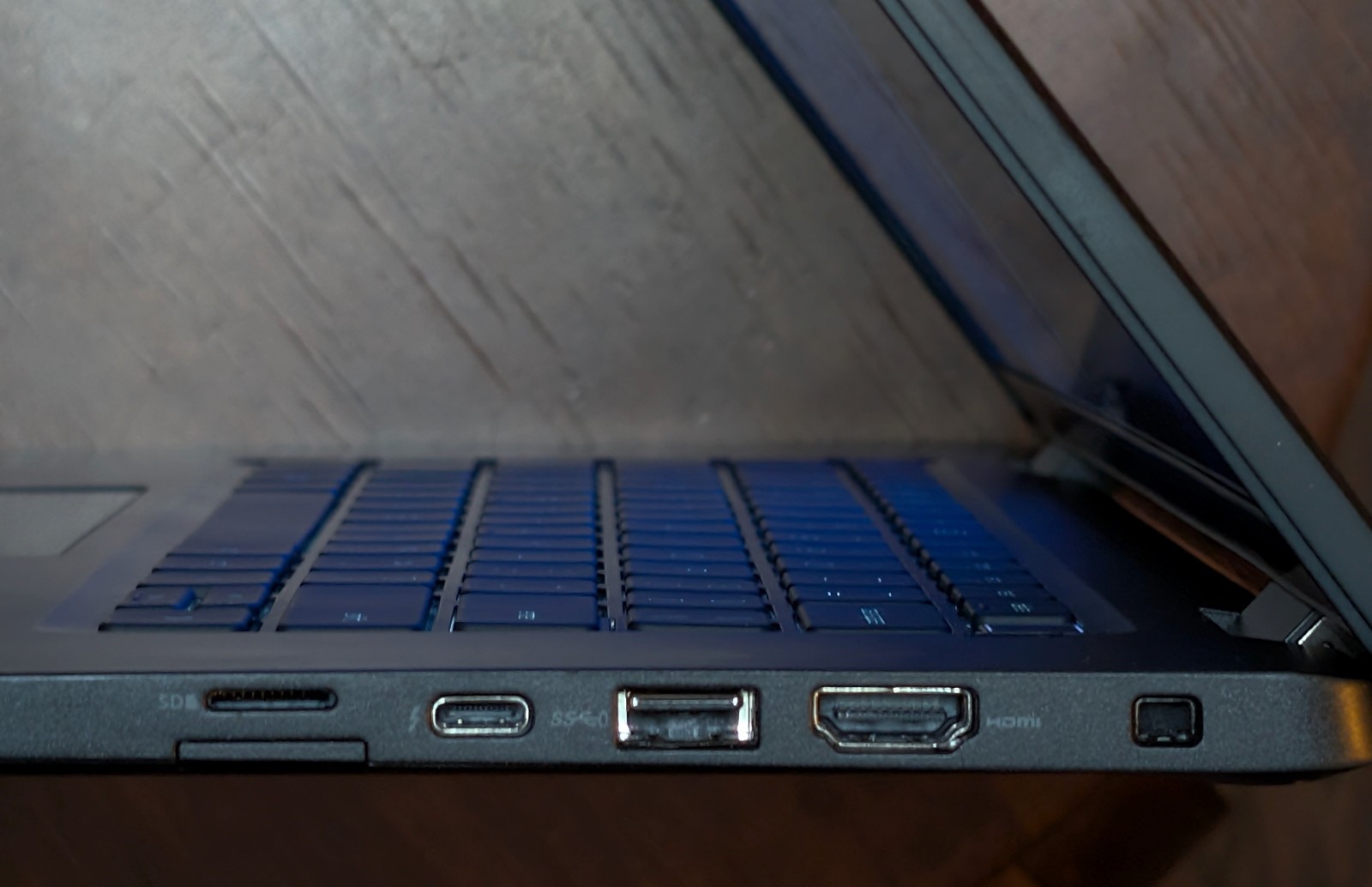 Dell Latitude 7520 i7-1185G7 3.00 GHz 16GB RAM 512GB SSD Windows 11