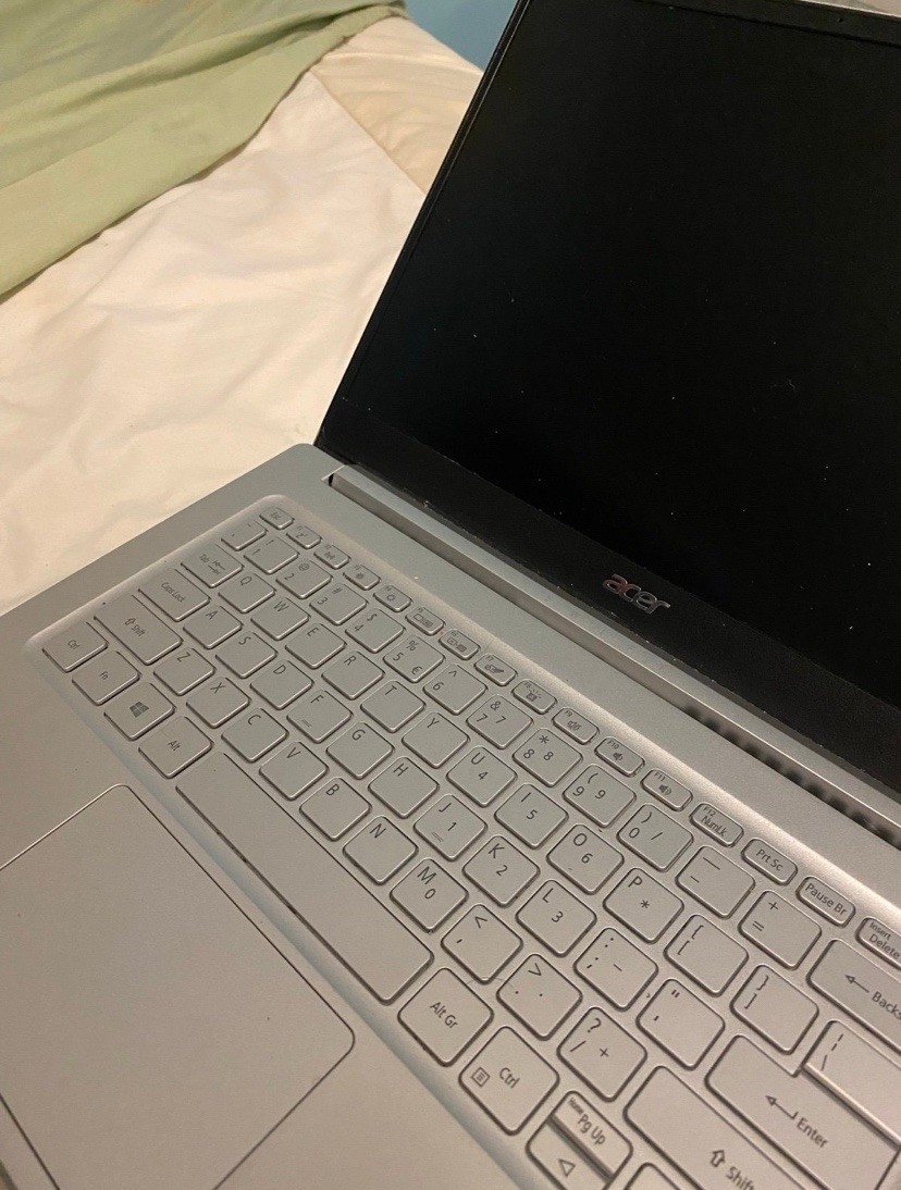 Acer Swift 3 14” (256 GB SSD,AMD Ryzen 5, 2.30GHz, 8GB) Read Laptop