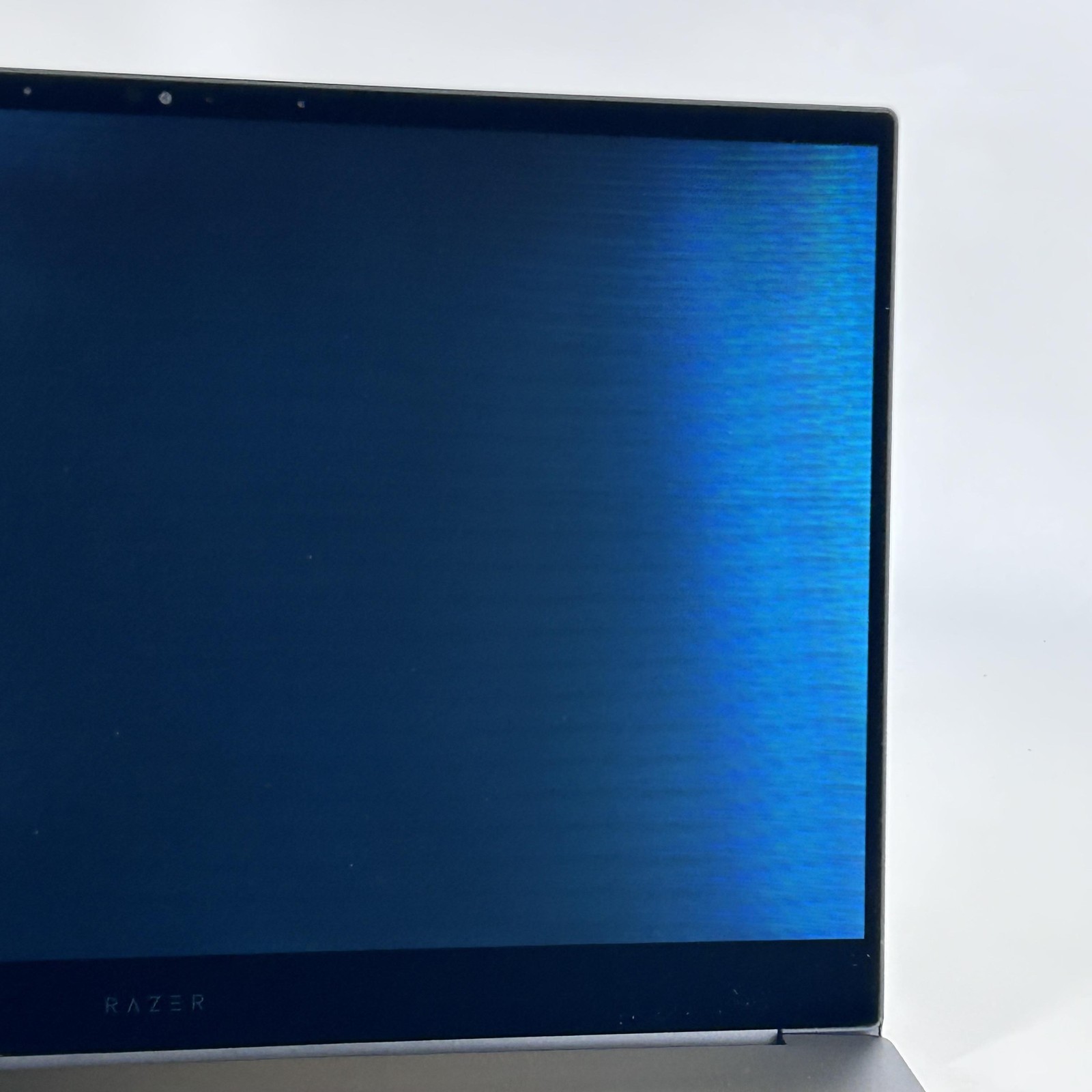 Razer Blade 15 Advanced 4K TOUCH i7-9750H 2.60GHz 16GB 1TB SSD RTX 2080 Max-Q