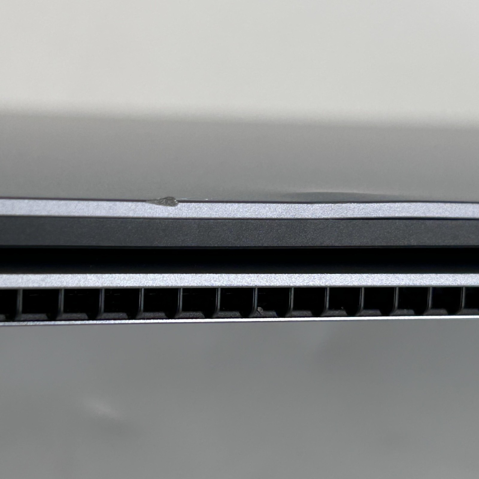 Samsung Galaxy Book5 Pro 360 QHD+ TOUCH Ultra 7 256V 16GB 512GB – Cracked Screen