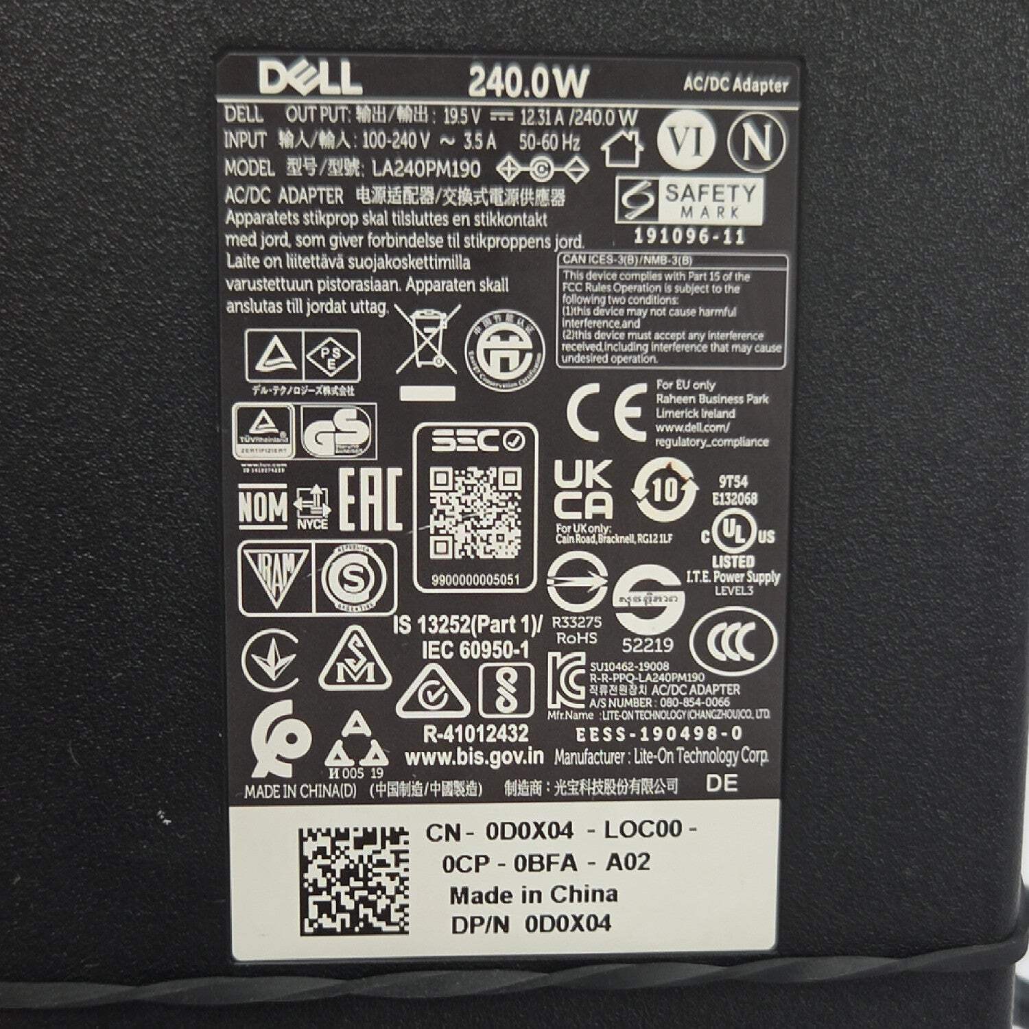 Alienware M15 R4 15.6″ i7-10870H 2.2GHz 16GB RAM 1TB SSD GeForce RTX 3070